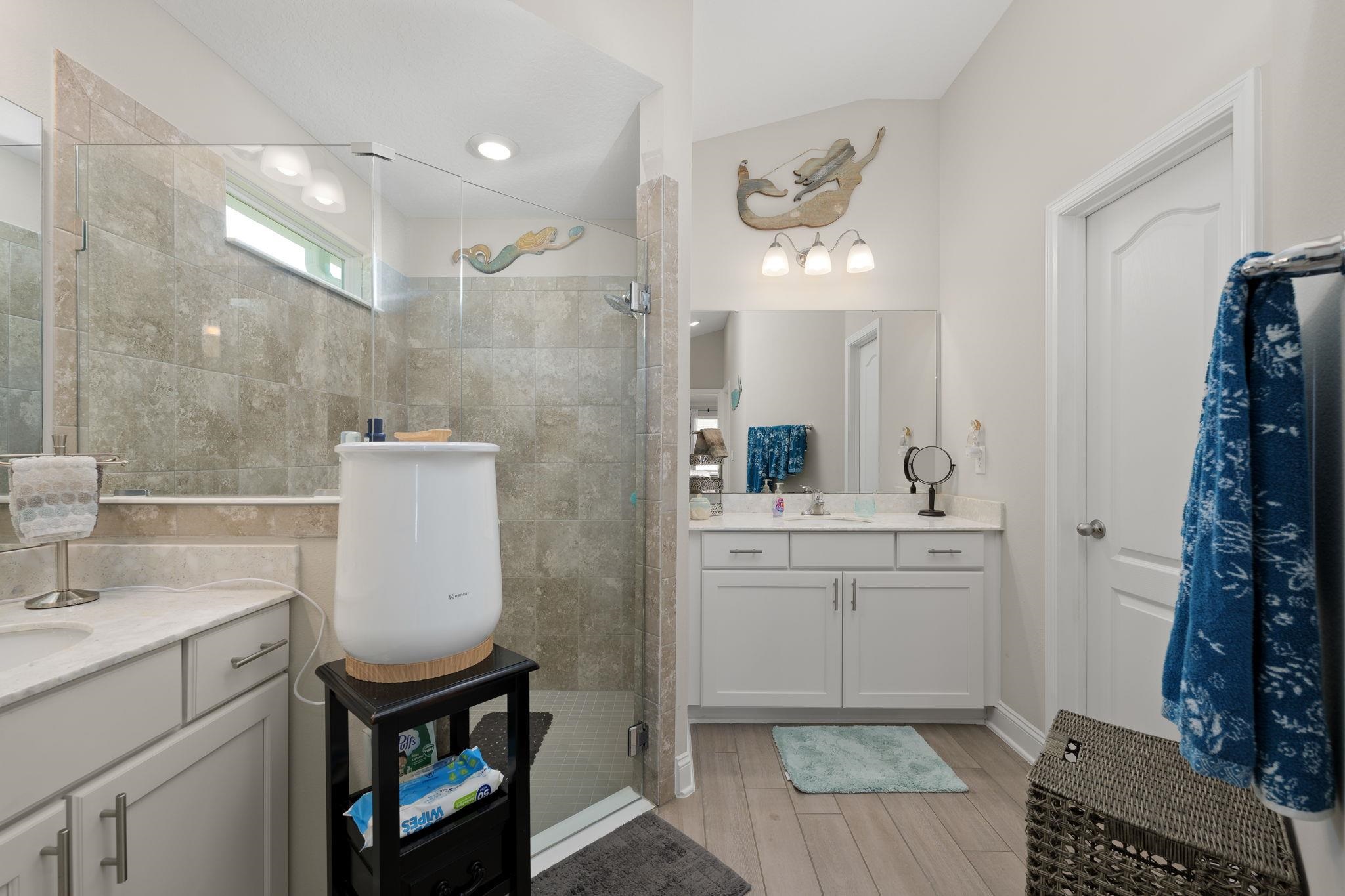 Image 17 of 33 For 84 Gypsum Pl