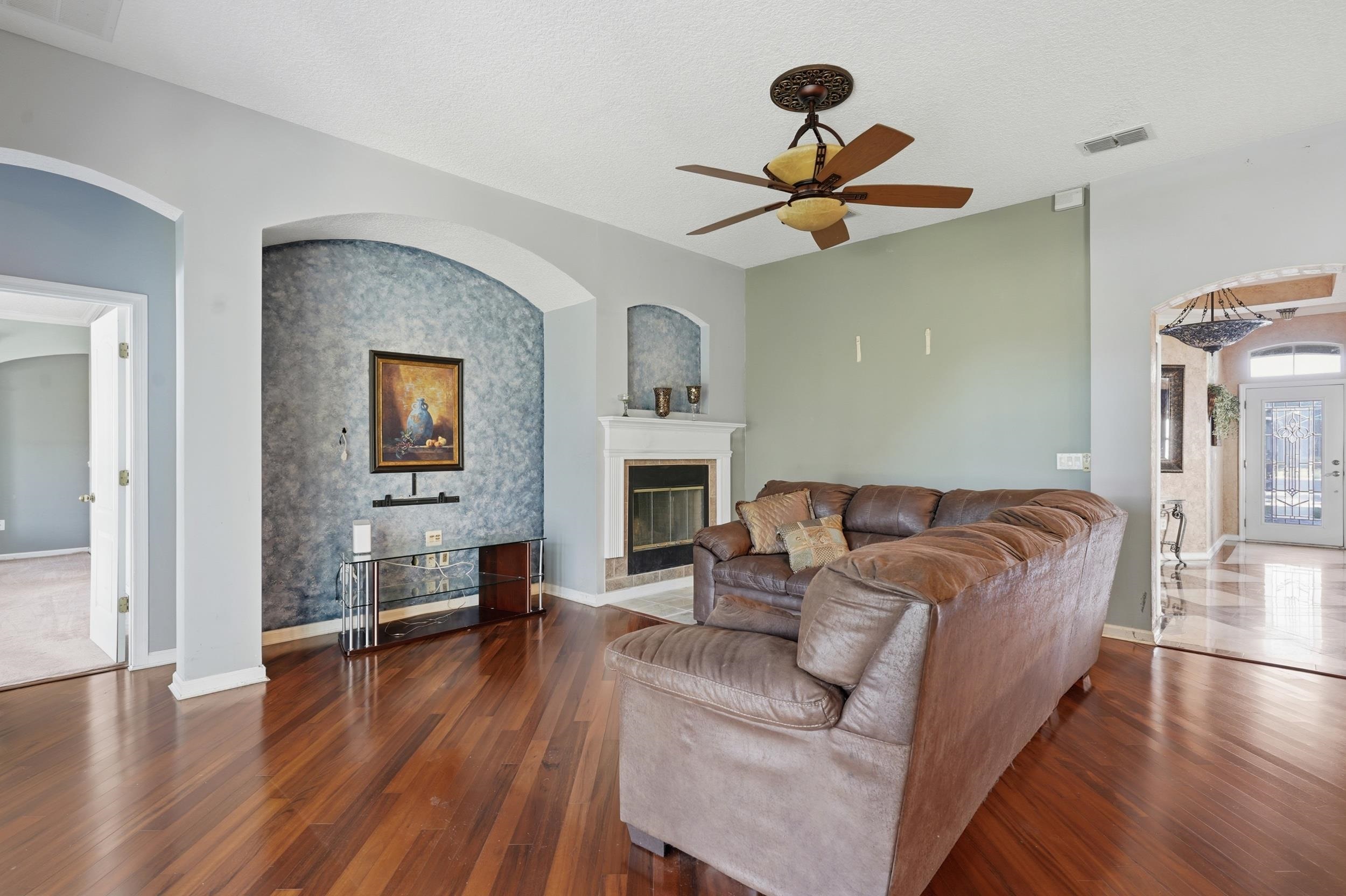 Image 12 of 34 For 412 Tocina  