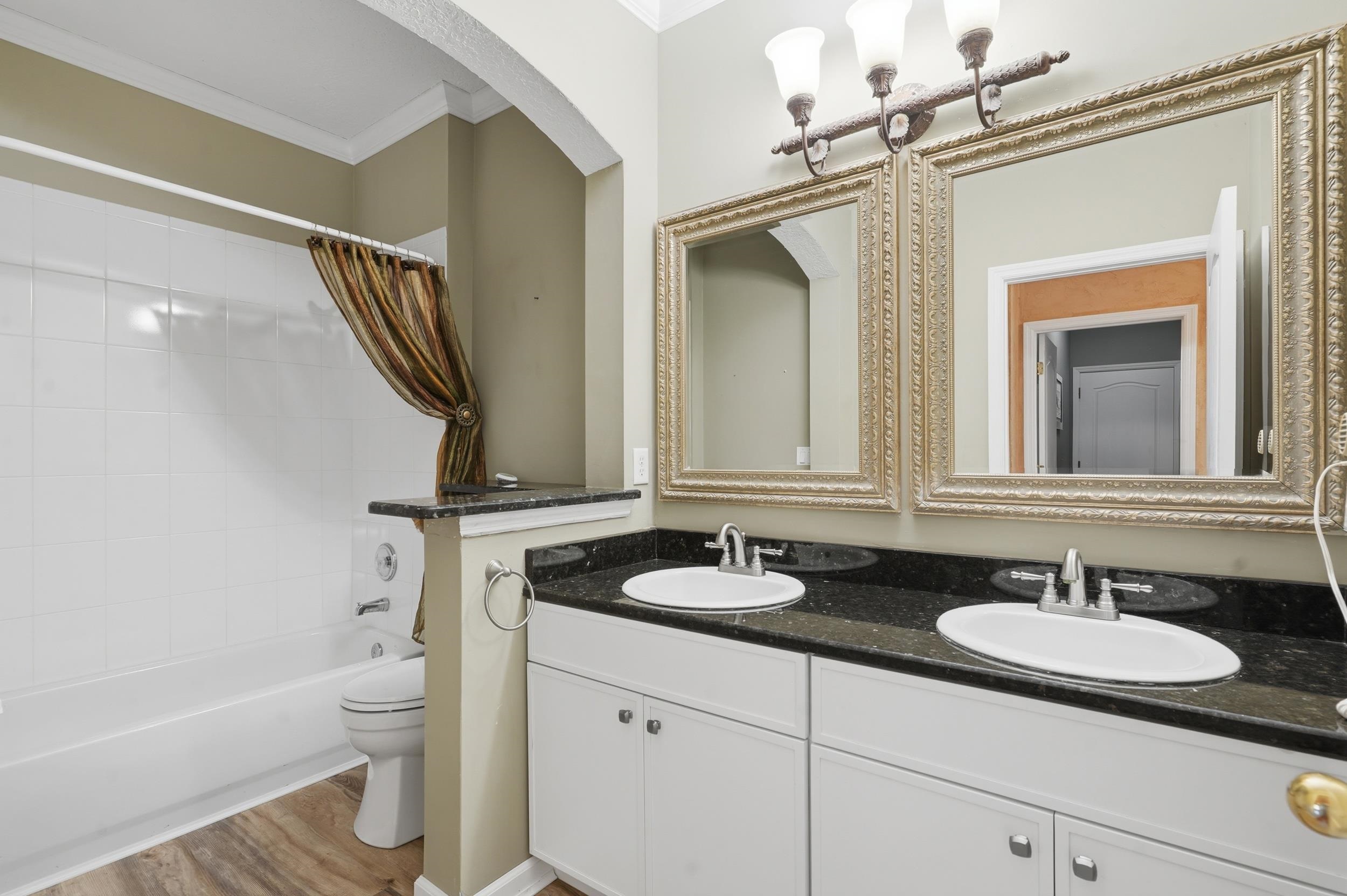 Image 26 of 34 For 412 Tocina  