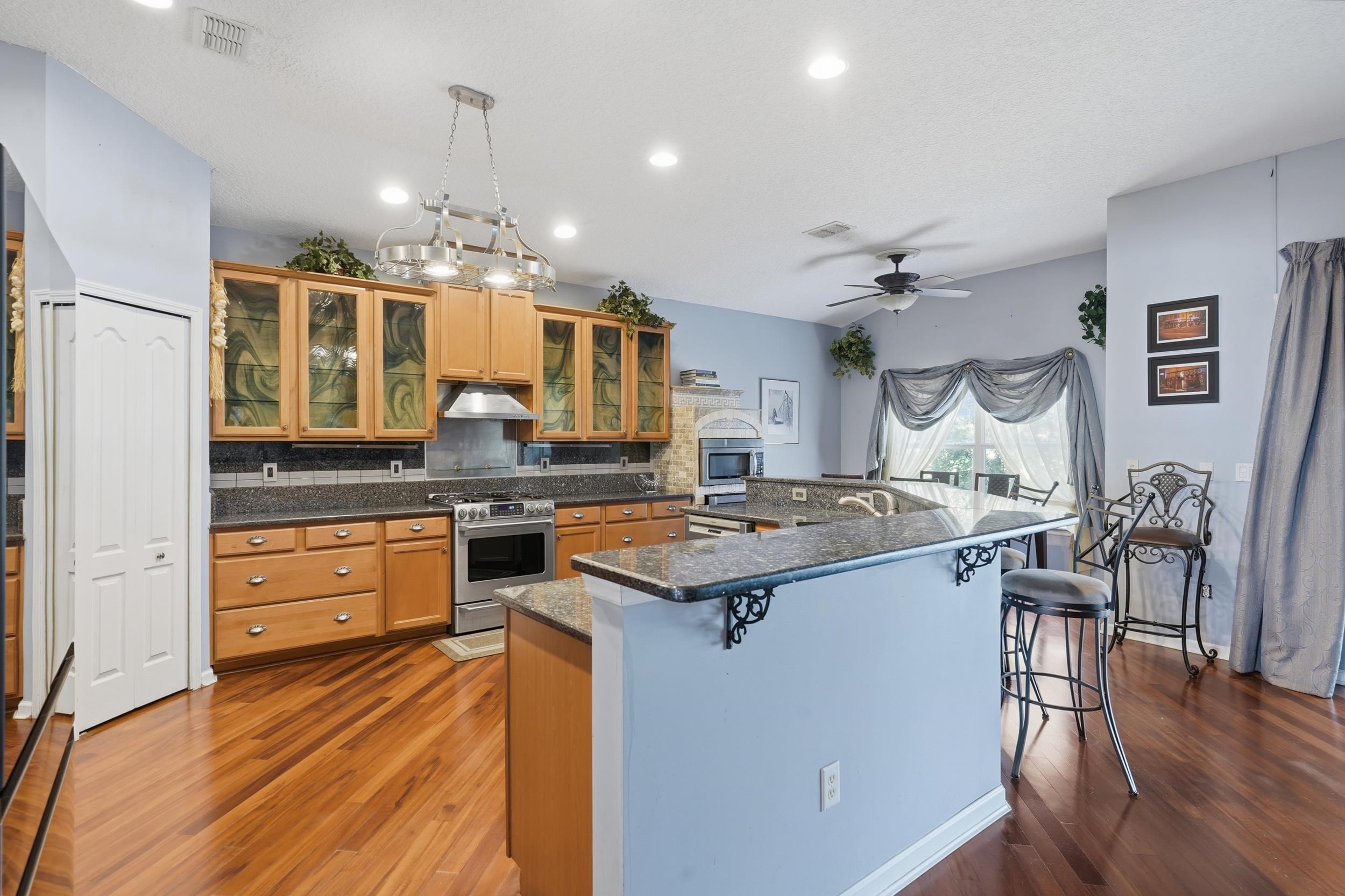 Image 6 of 34 For 412 Tocina  