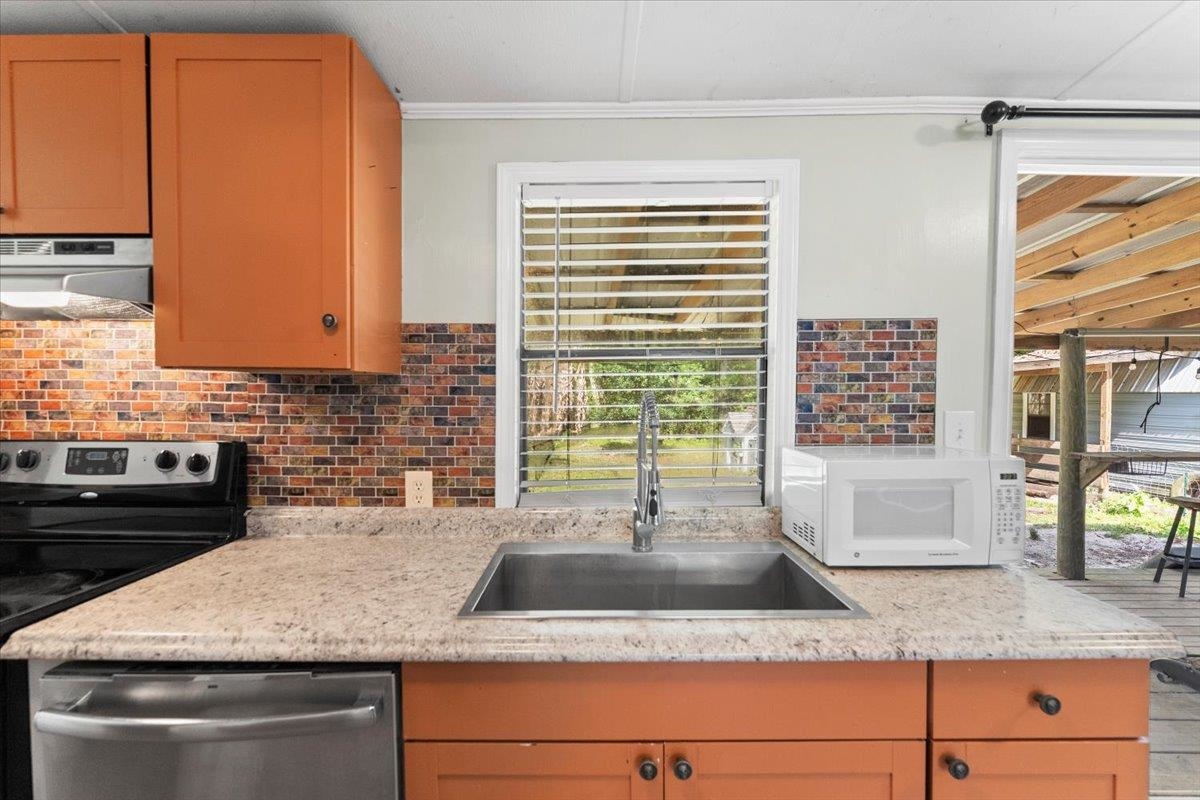 Image 10 of 36 For 6860 Catlett Rd