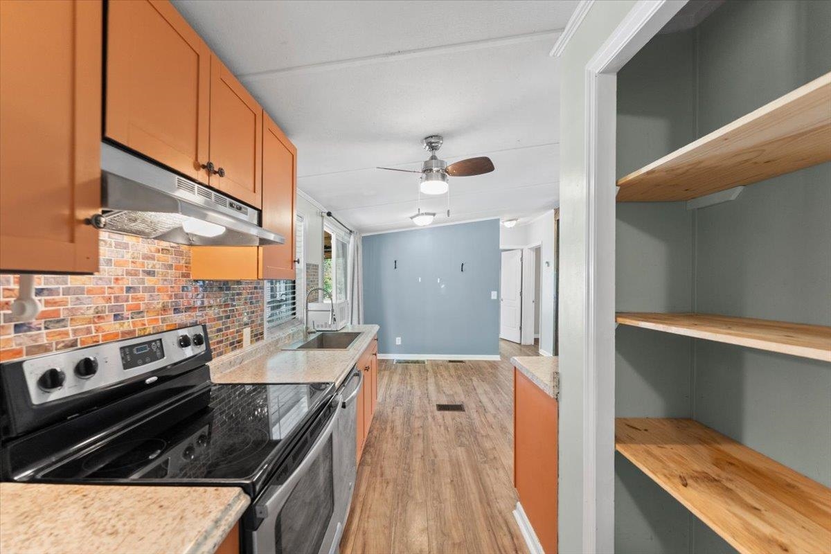 Image 12 of 36 For 6860 Catlett Rd
