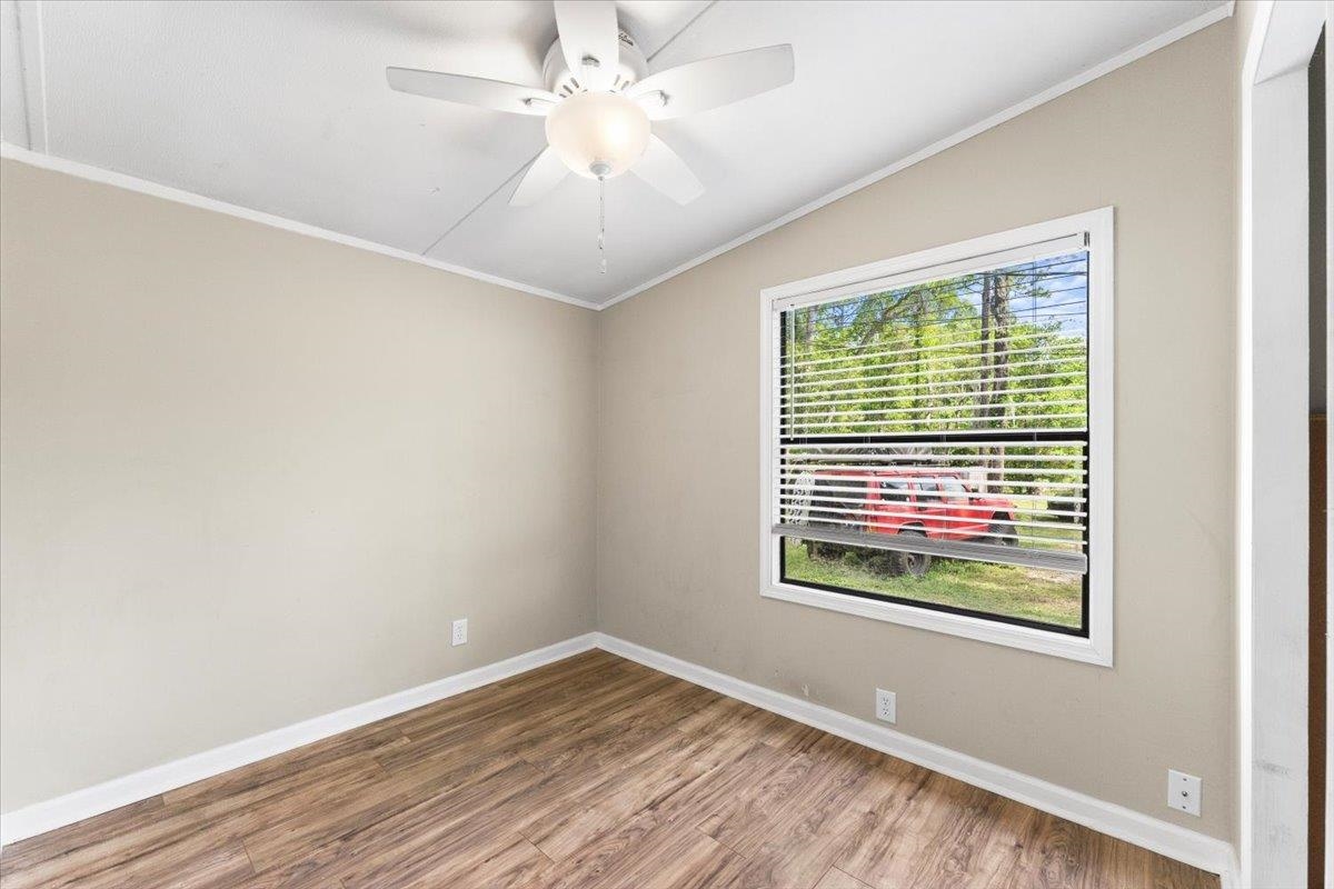 Image 18 of 36 For 6860 Catlett Rd