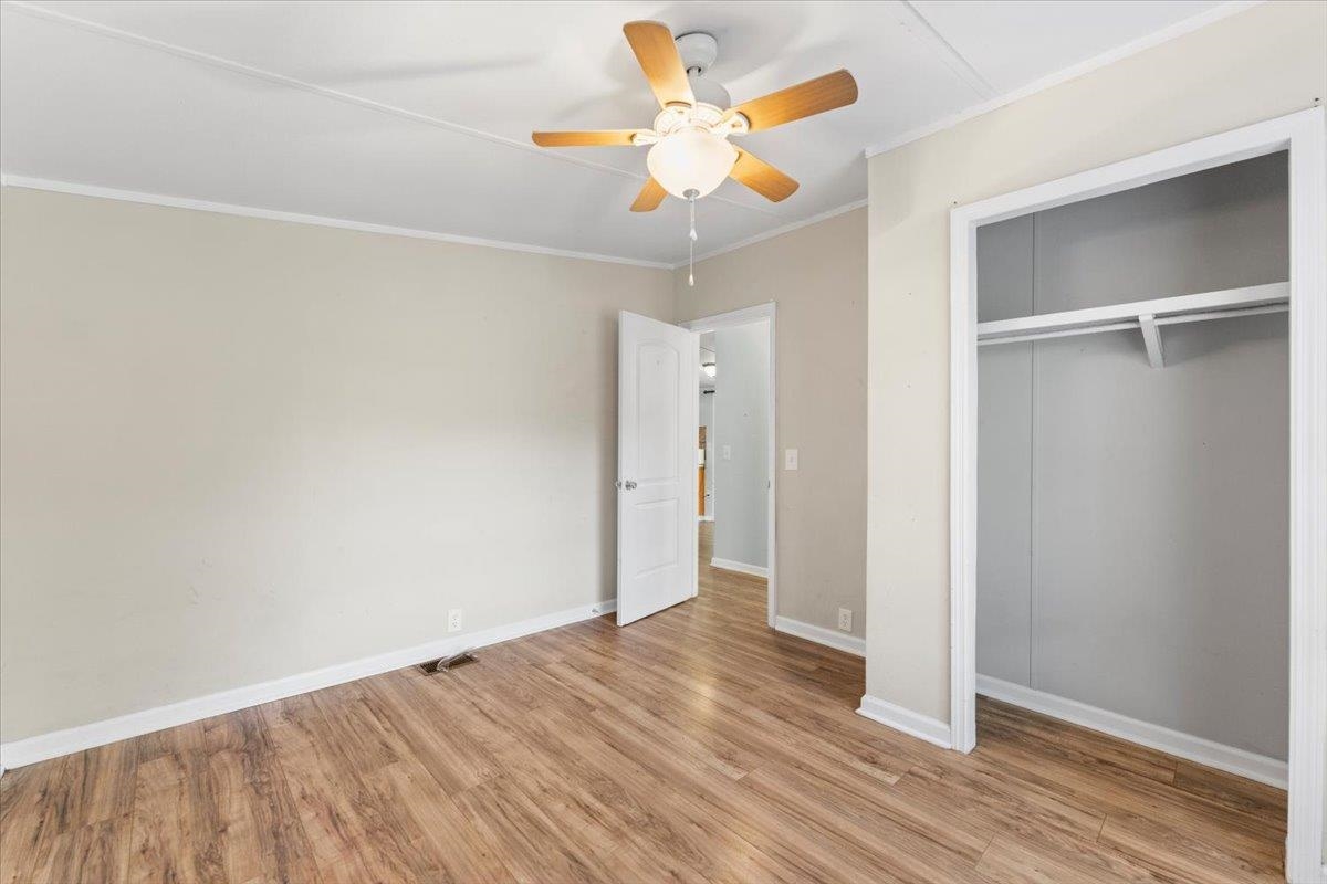 Image 20 of 36 For 6860 Catlett Rd
