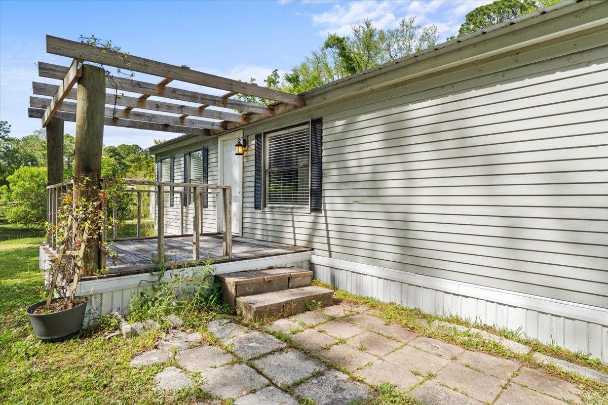 Image 3 of 36 For 6860 Catlett Rd