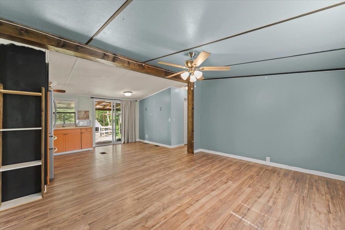 Image 6 of 36 For 6860 Catlett Rd