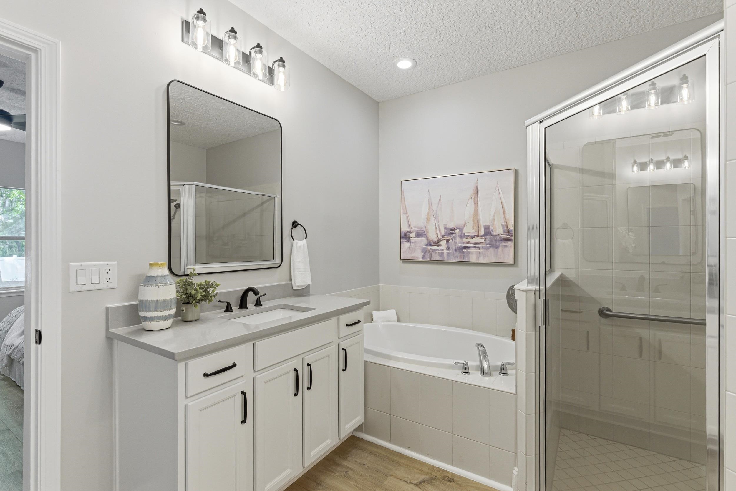 Image 12 of 53 For 105 Arabian Ct