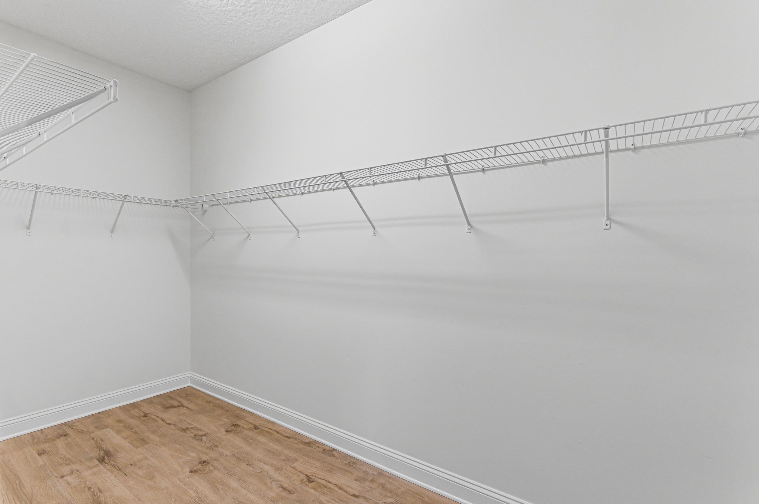 Image 14 of 53 For 105 Arabian Ct