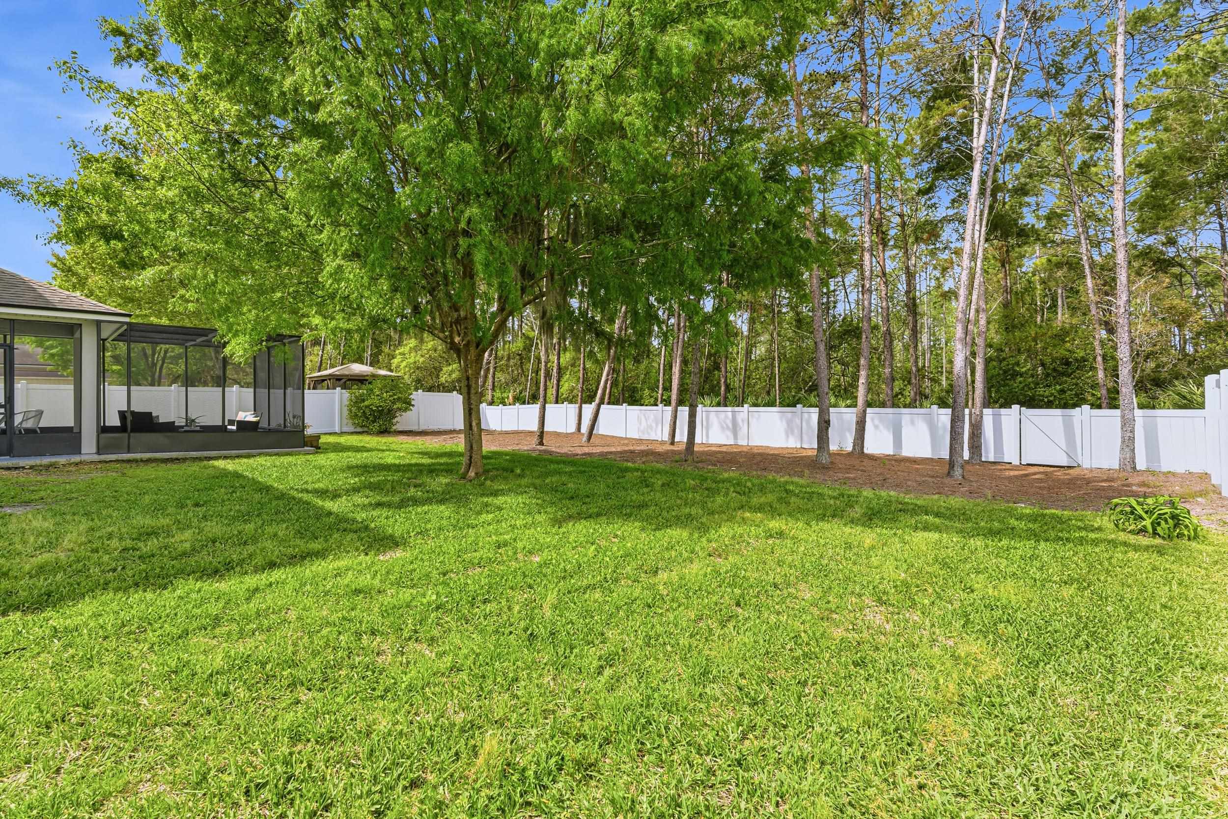 Image 17 of 53 For 105 Arabian Ct