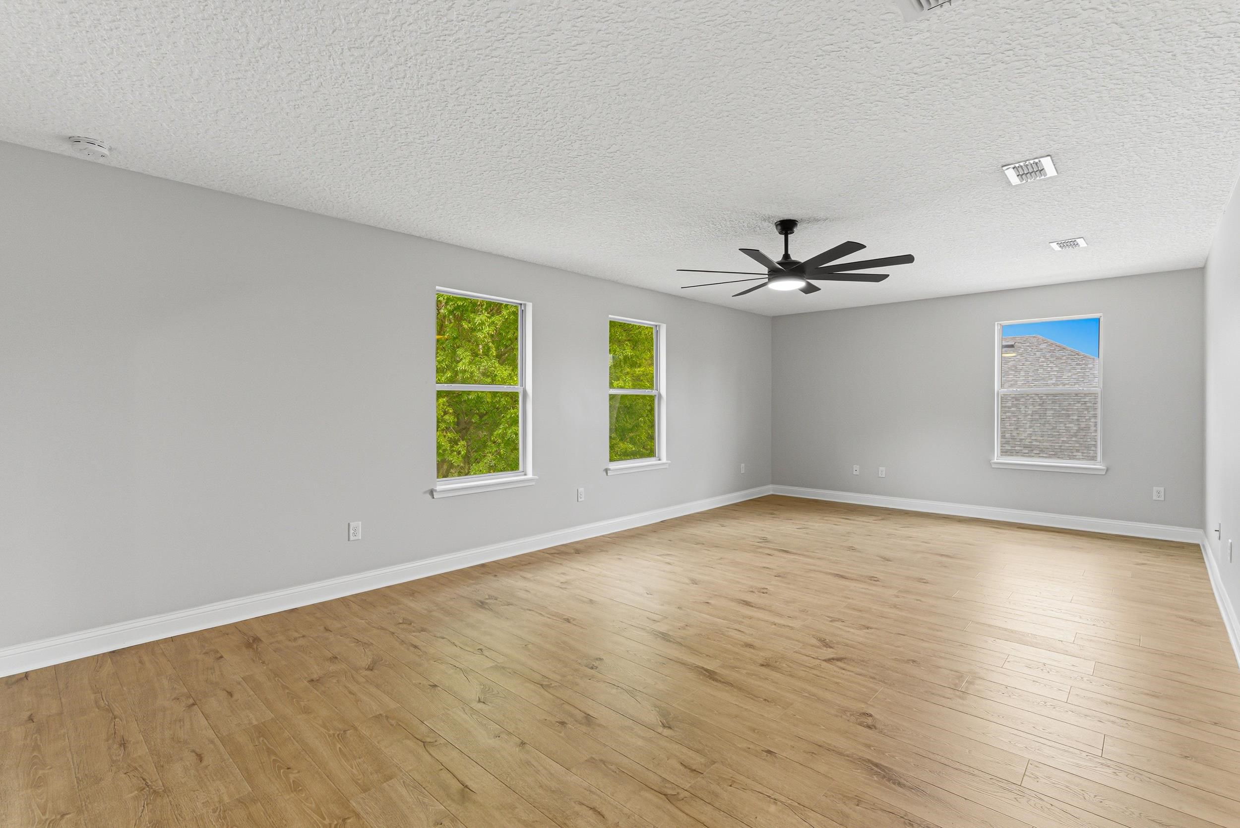 Image 34 of 53 For 105 Arabian Ct