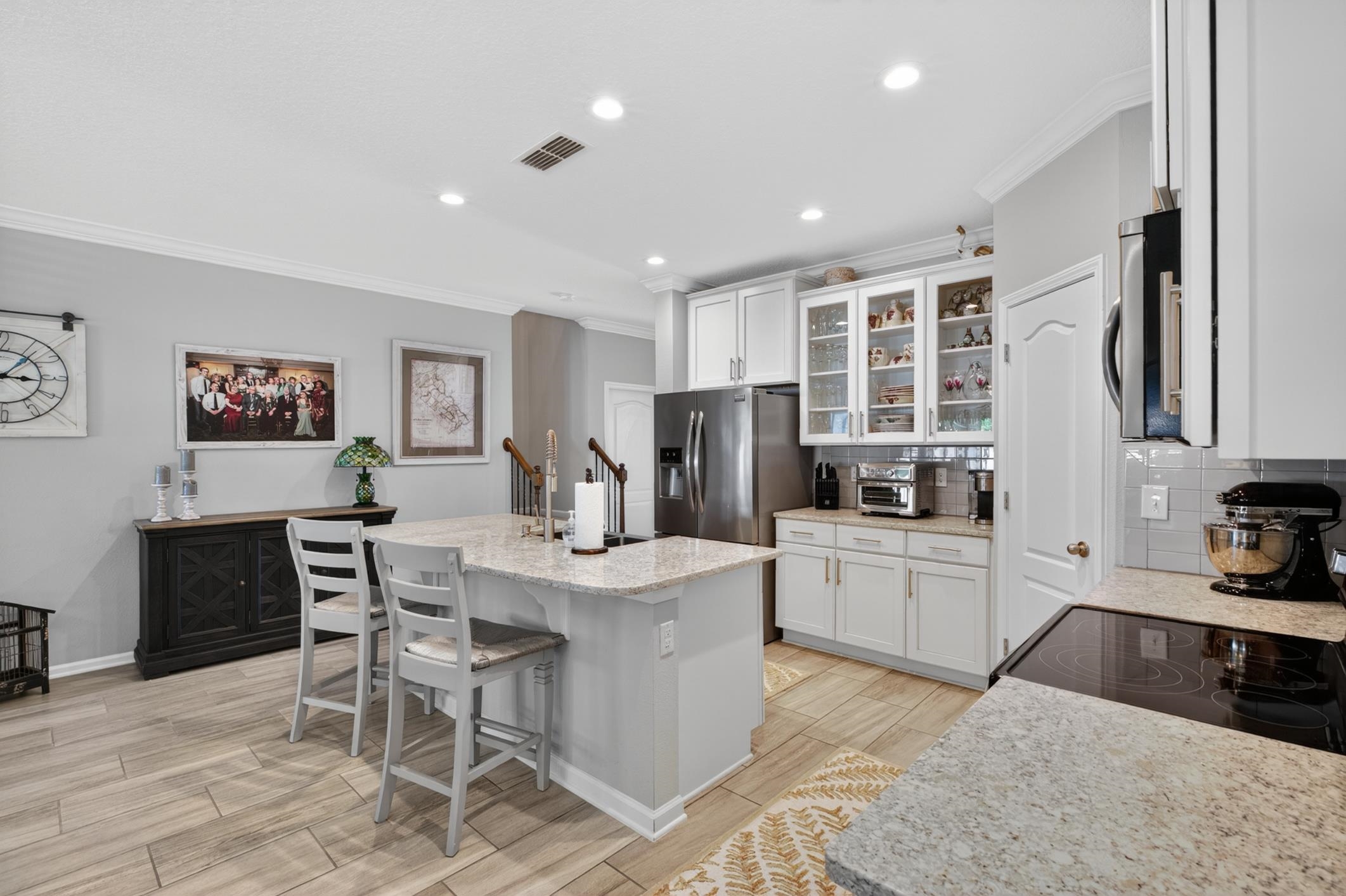 Image 16 of 82 For 37 Lost Lake Dr