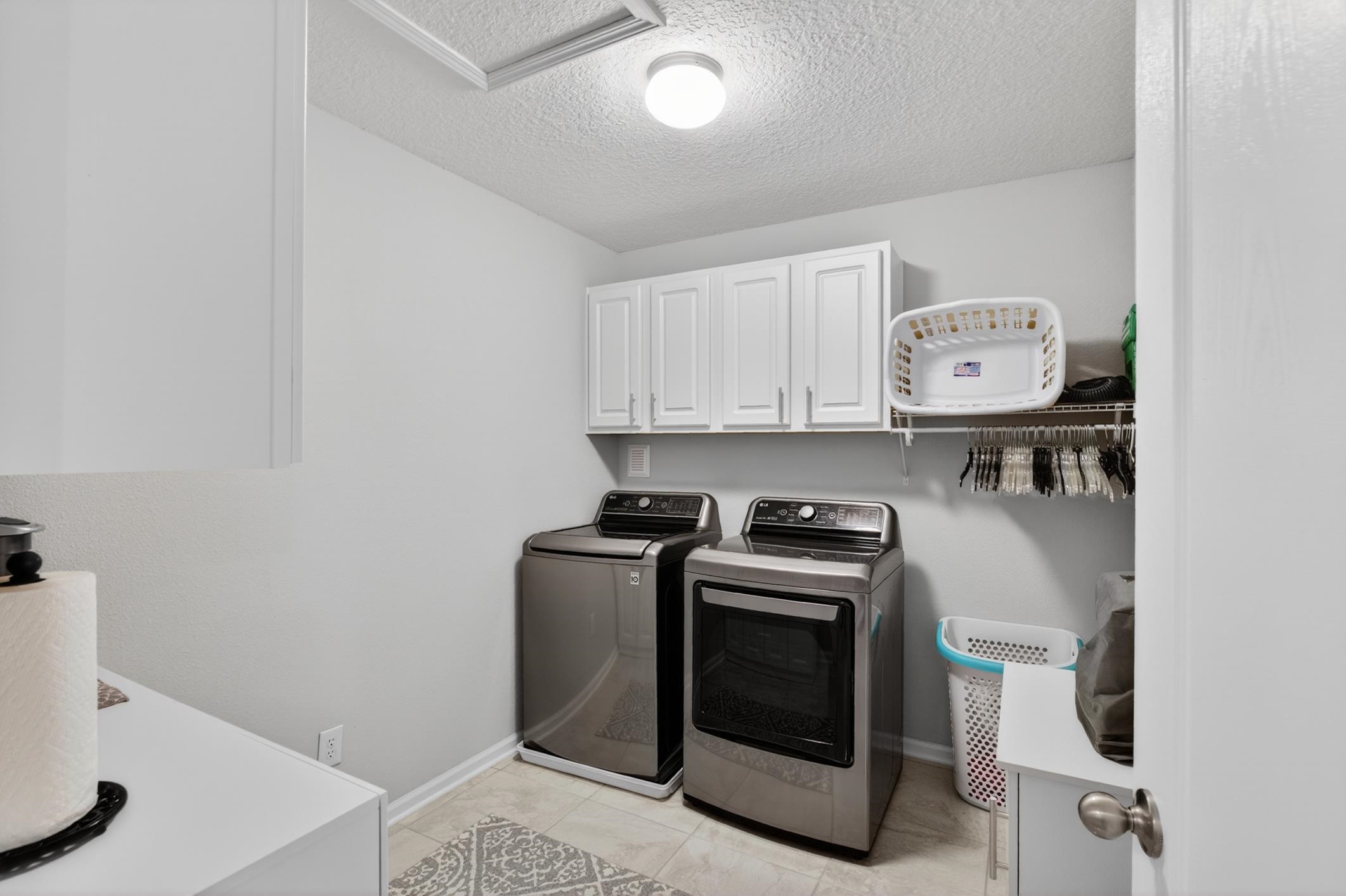 Image 44 of 82 For 37 Lost Lake Dr