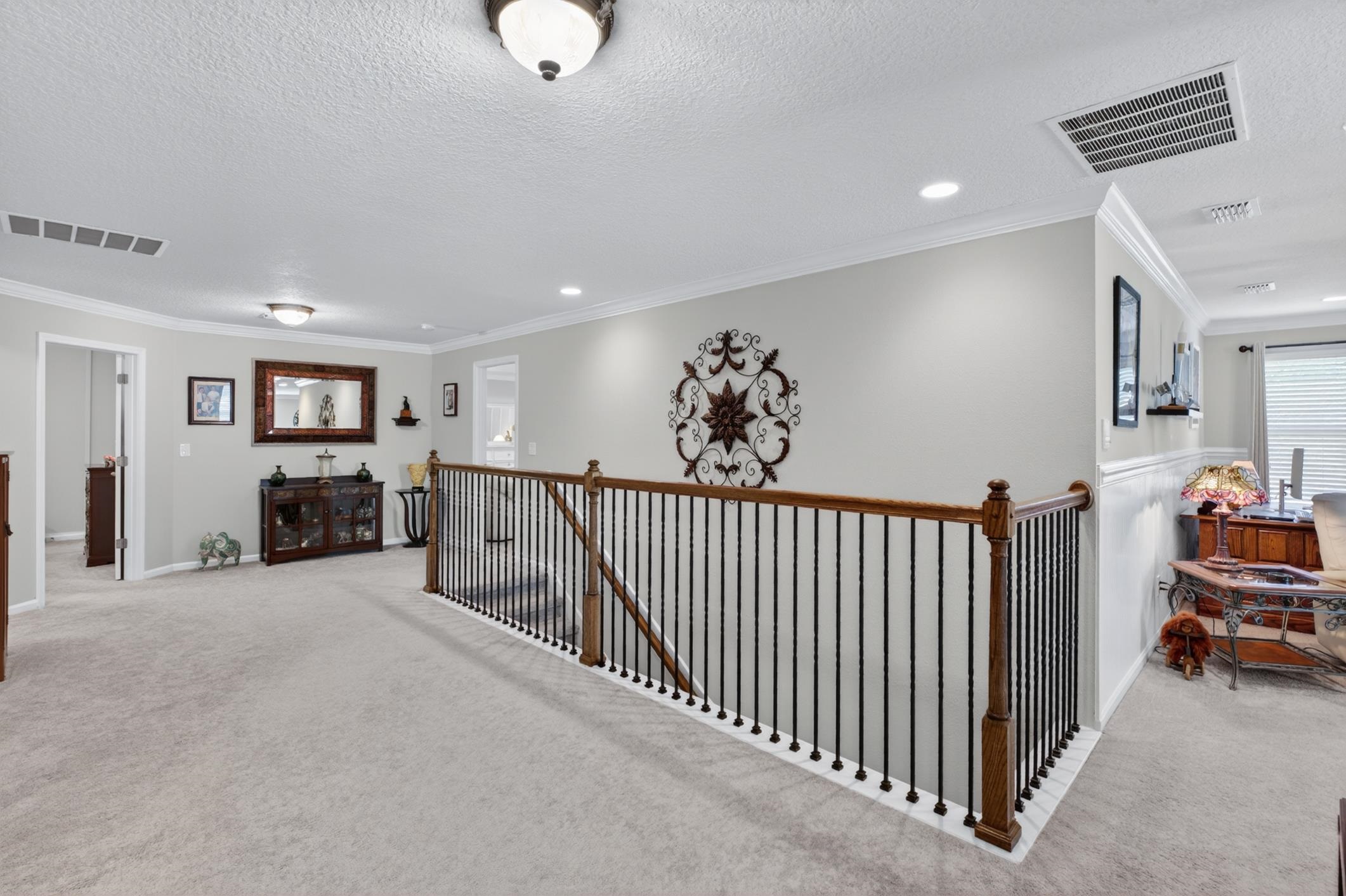 Image 46 of 82 For 37 Lost Lake Dr