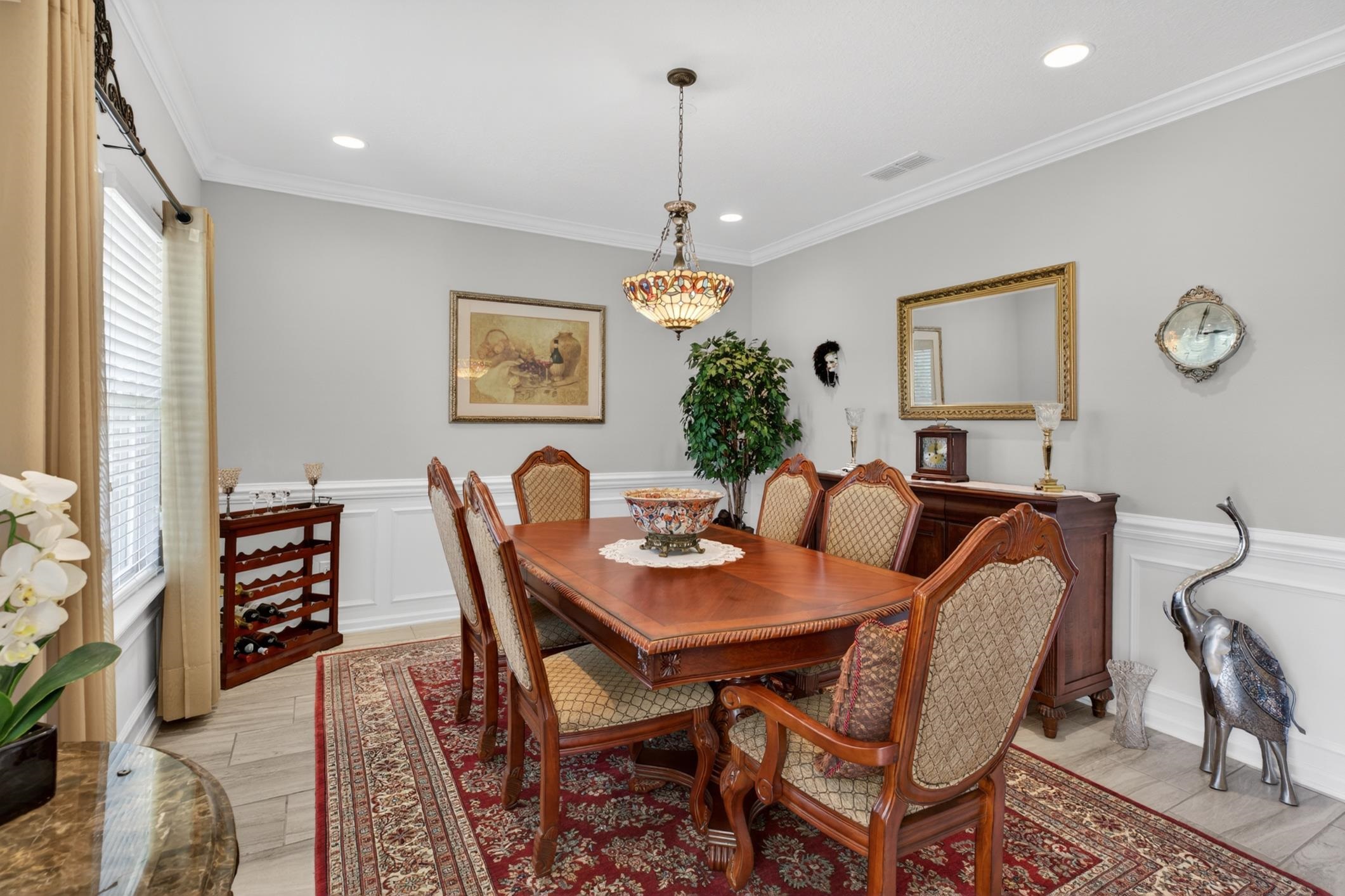 Image 5 of 82 For 37 Lost Lake Dr