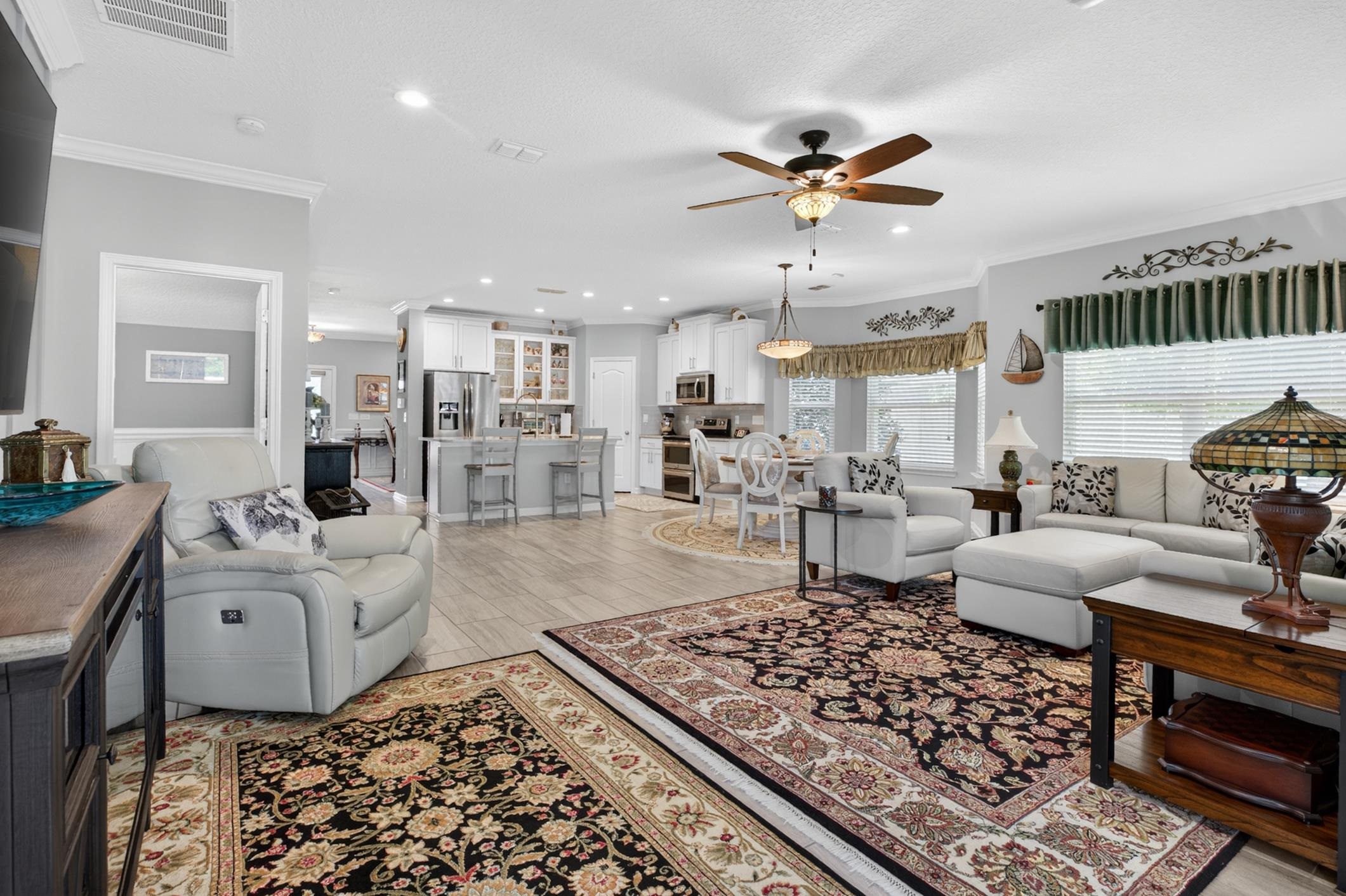 Image 52 of 82 For 37 Lost Lake Dr