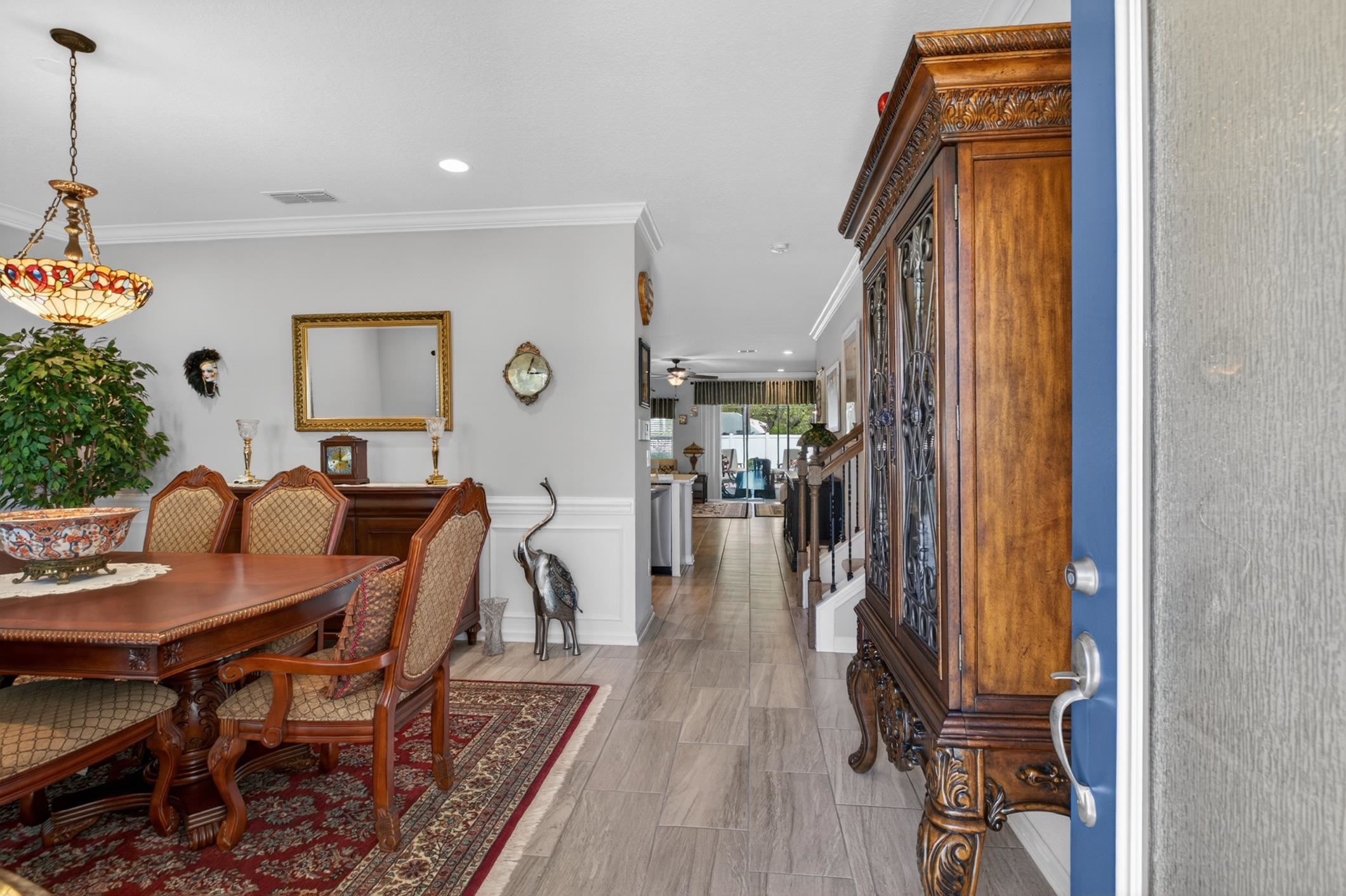 Image 6 of 82 For 37 Lost Lake Dr