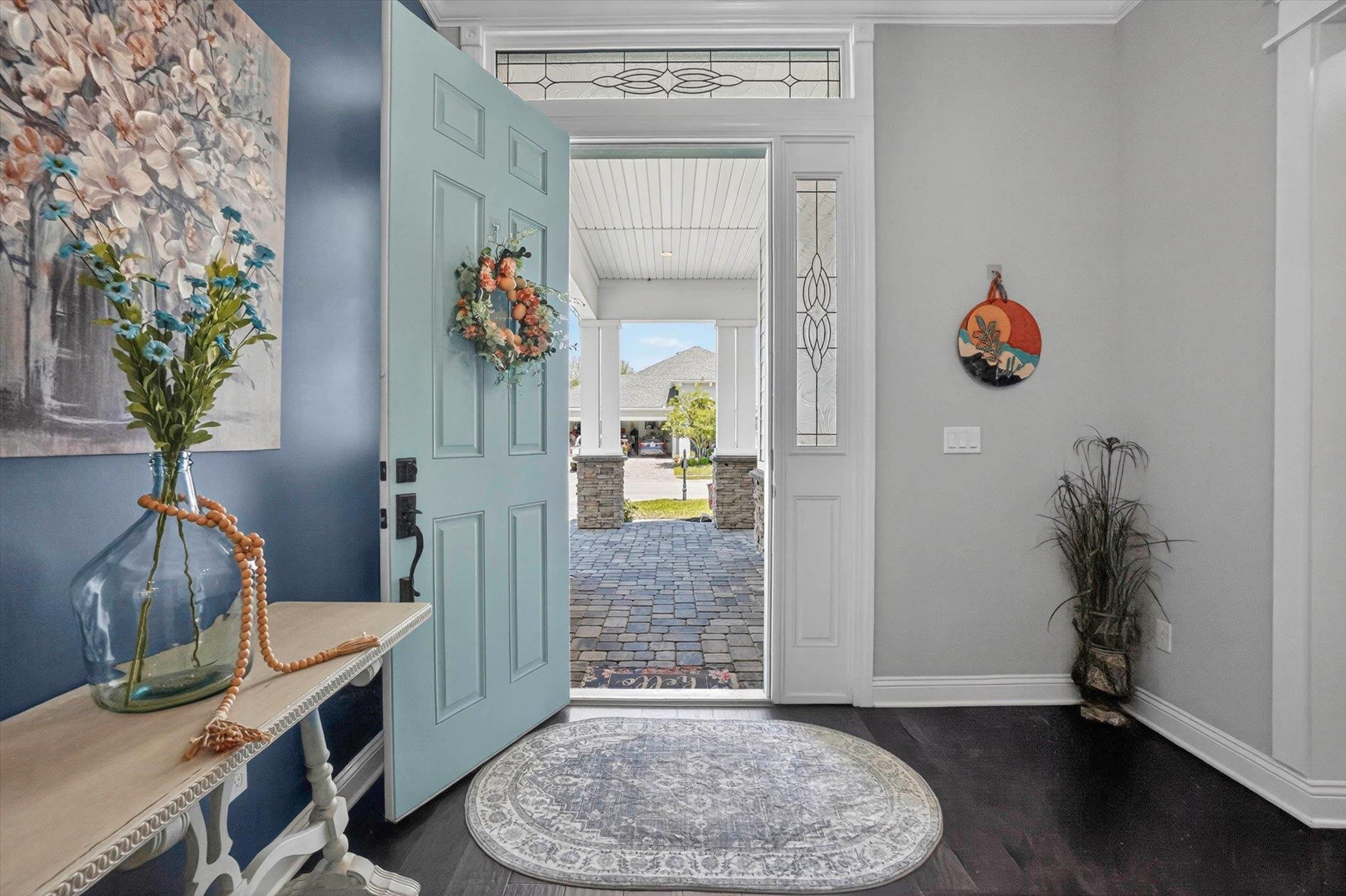 Image 11 of 51 For 541 Pescado Dr