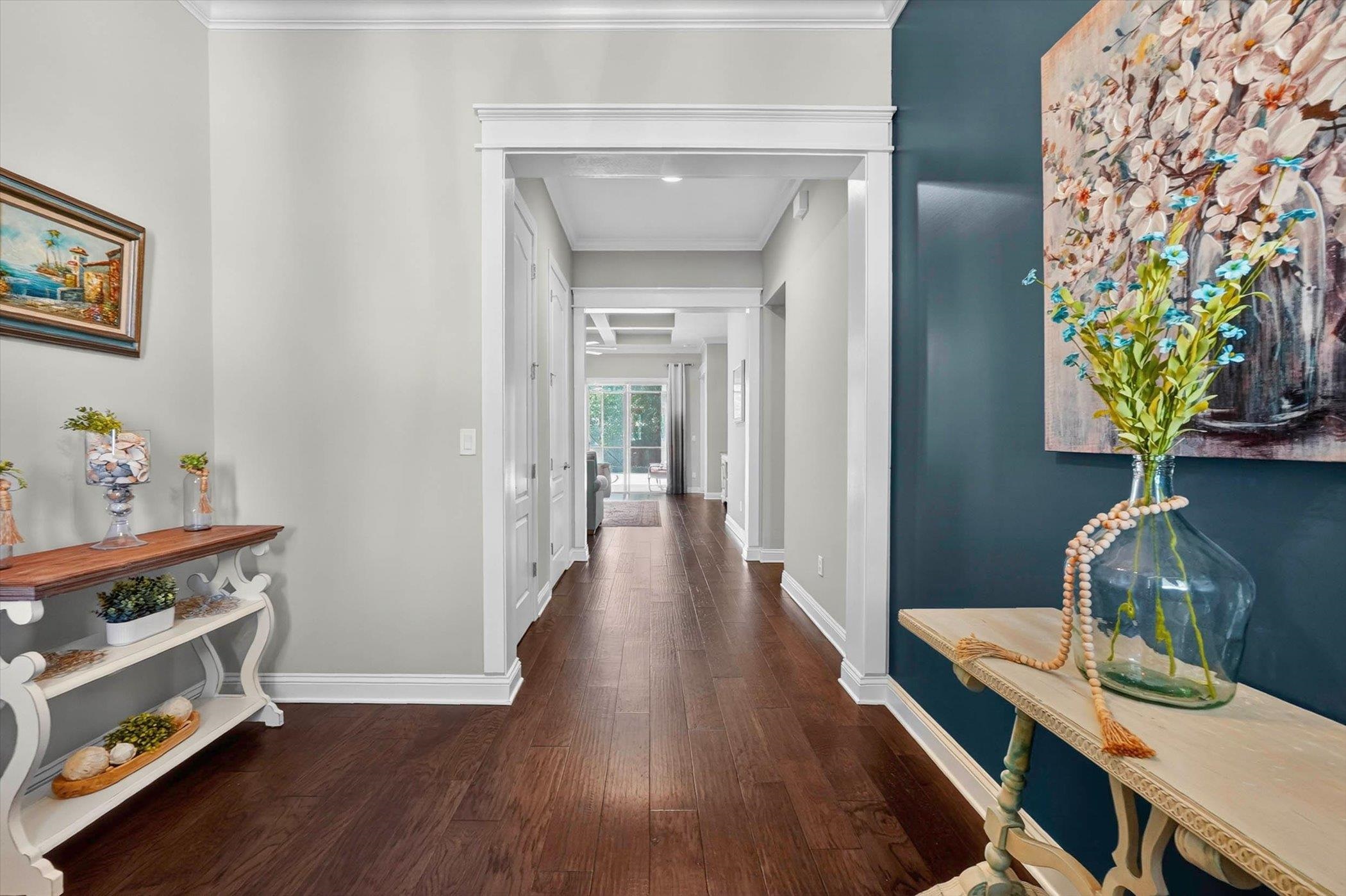 Image 12 of 51 For 541 Pescado Dr