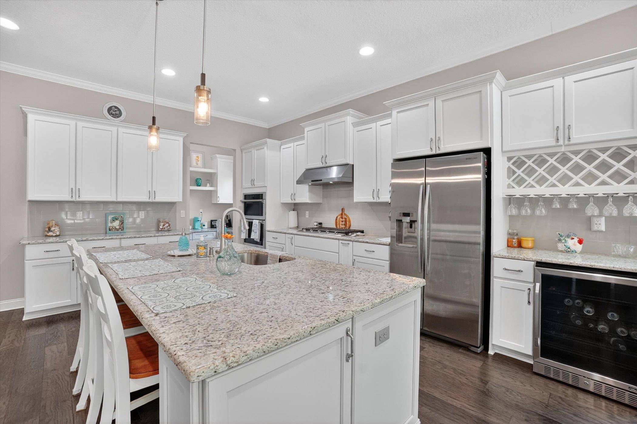 Image 19 of 51 For 541 Pescado Dr