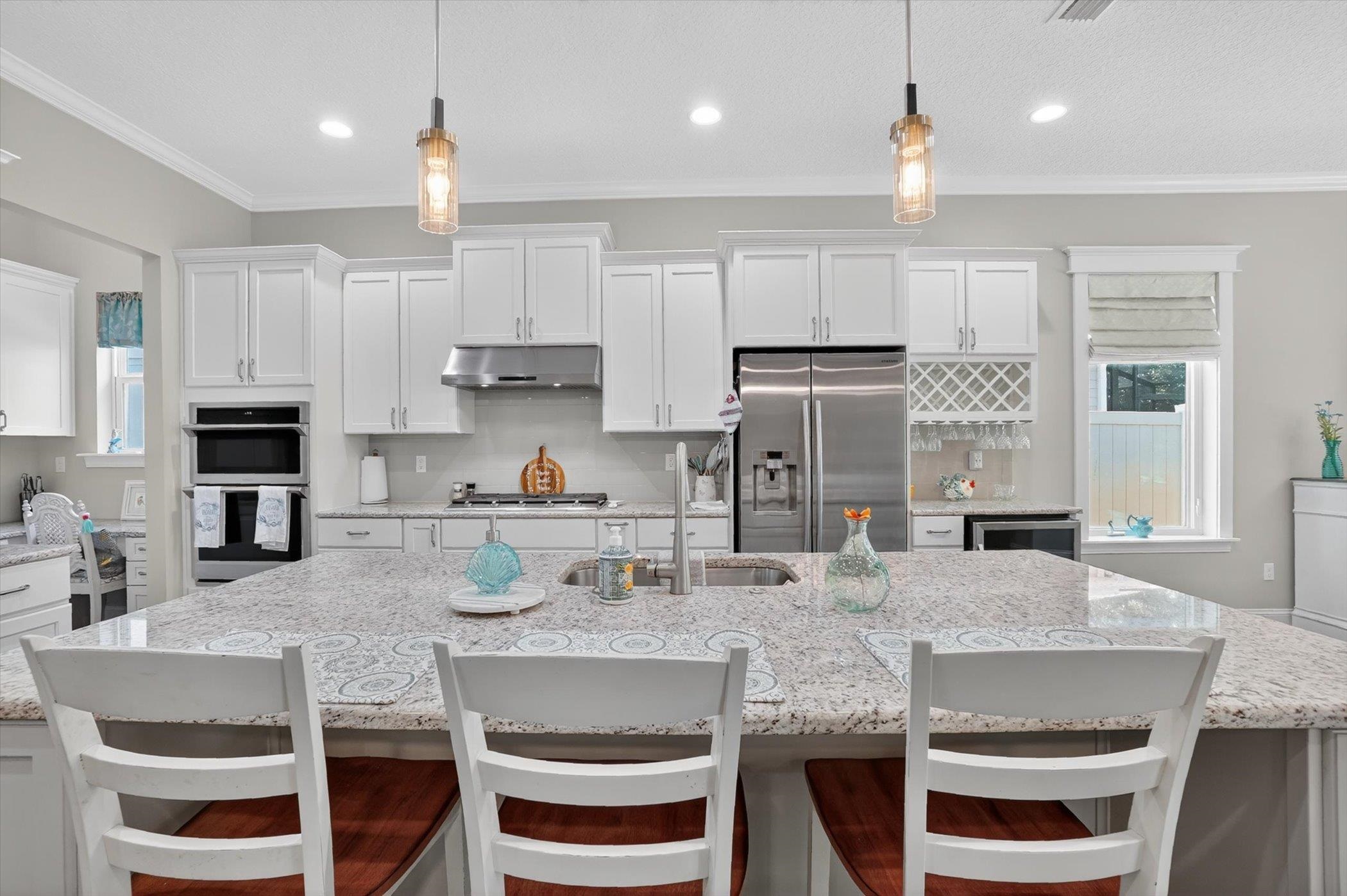 Image 21 of 51 For 541 Pescado Dr