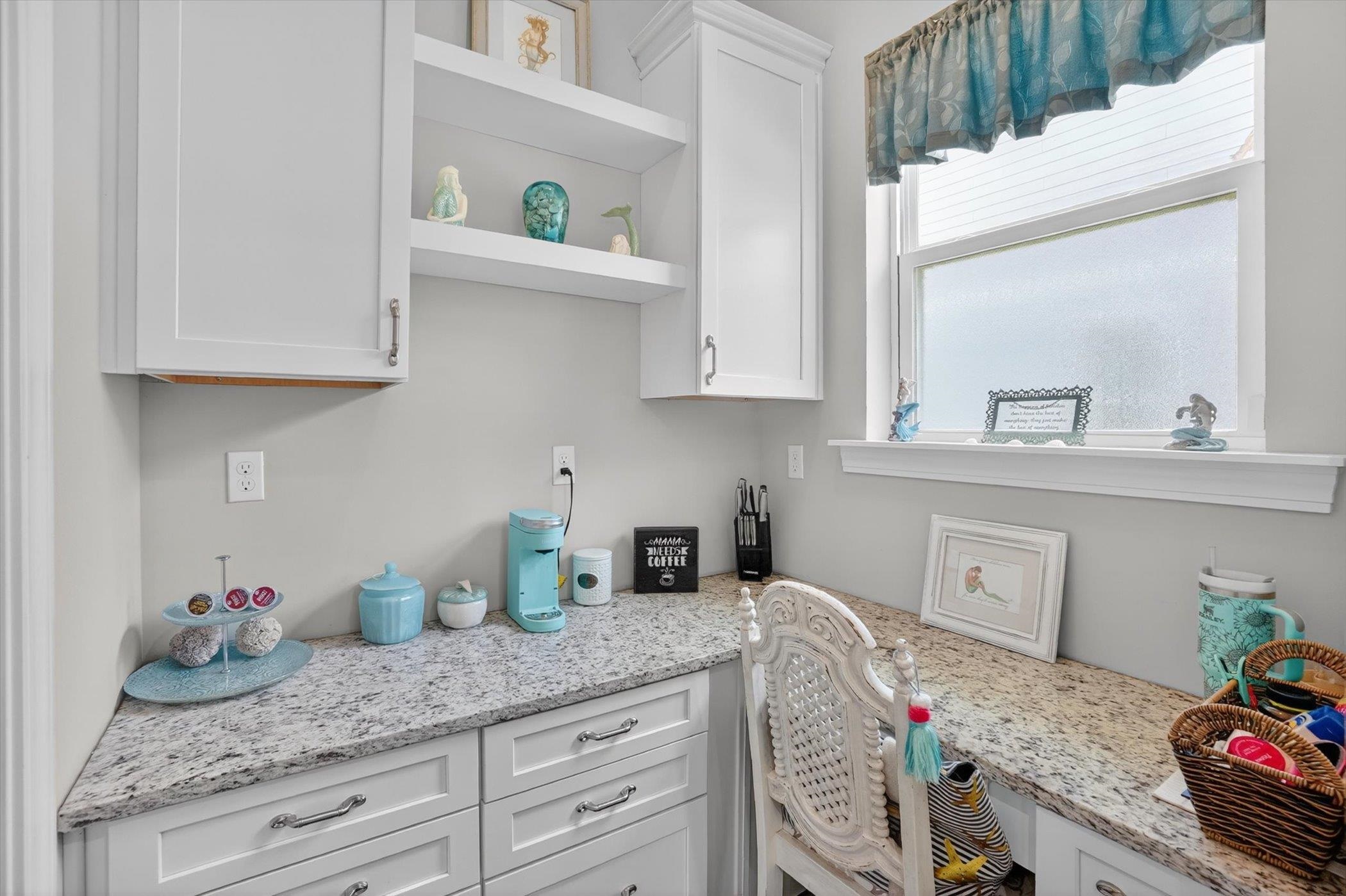 Image 25 of 51 For 541 Pescado Dr