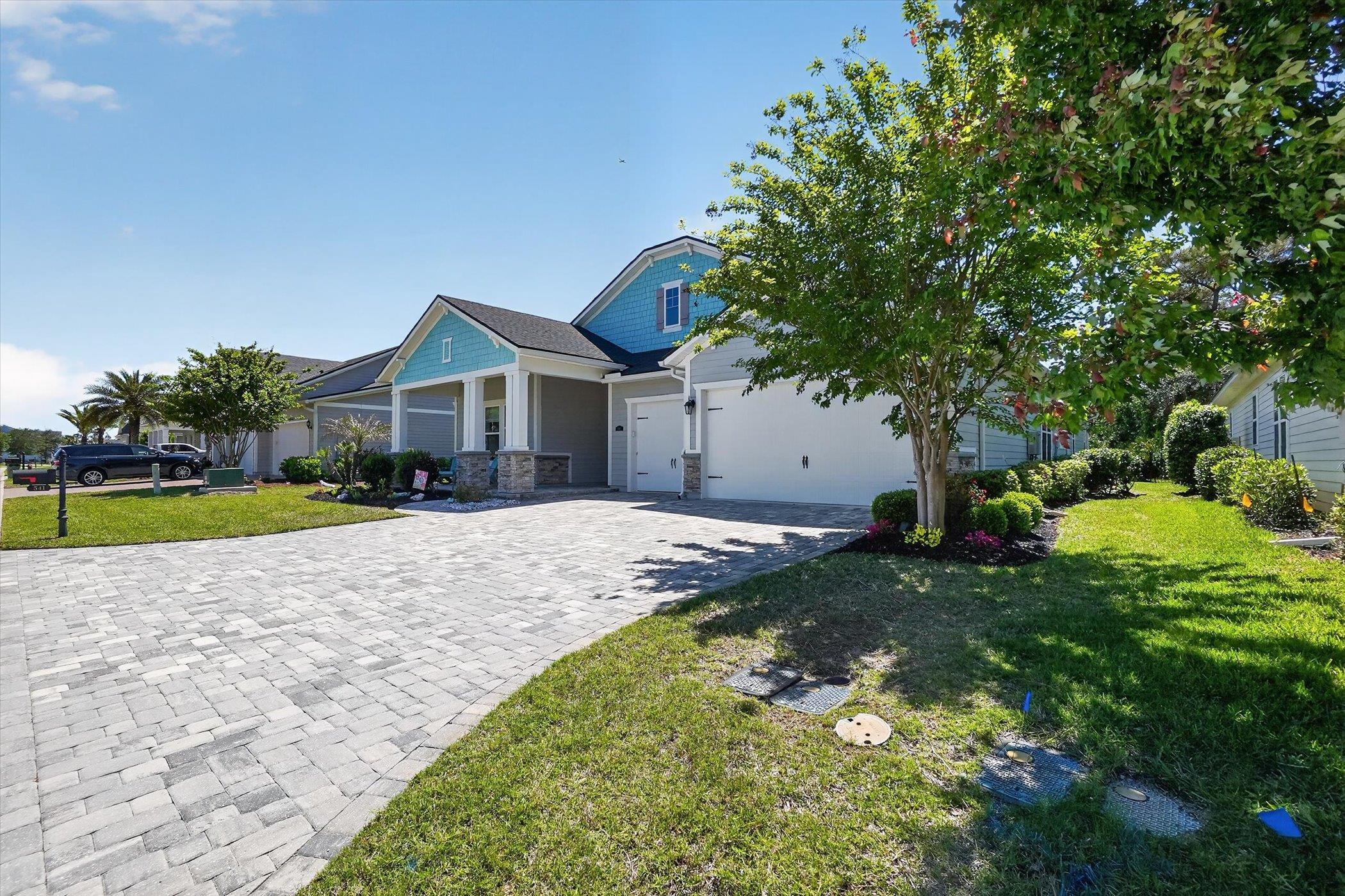 Image 4 of 51 For 541 Pescado Dr