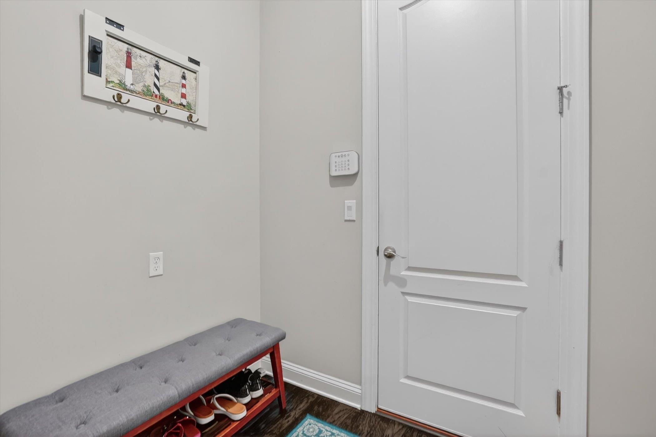 Image 43 of 51 For 541 Pescado Dr