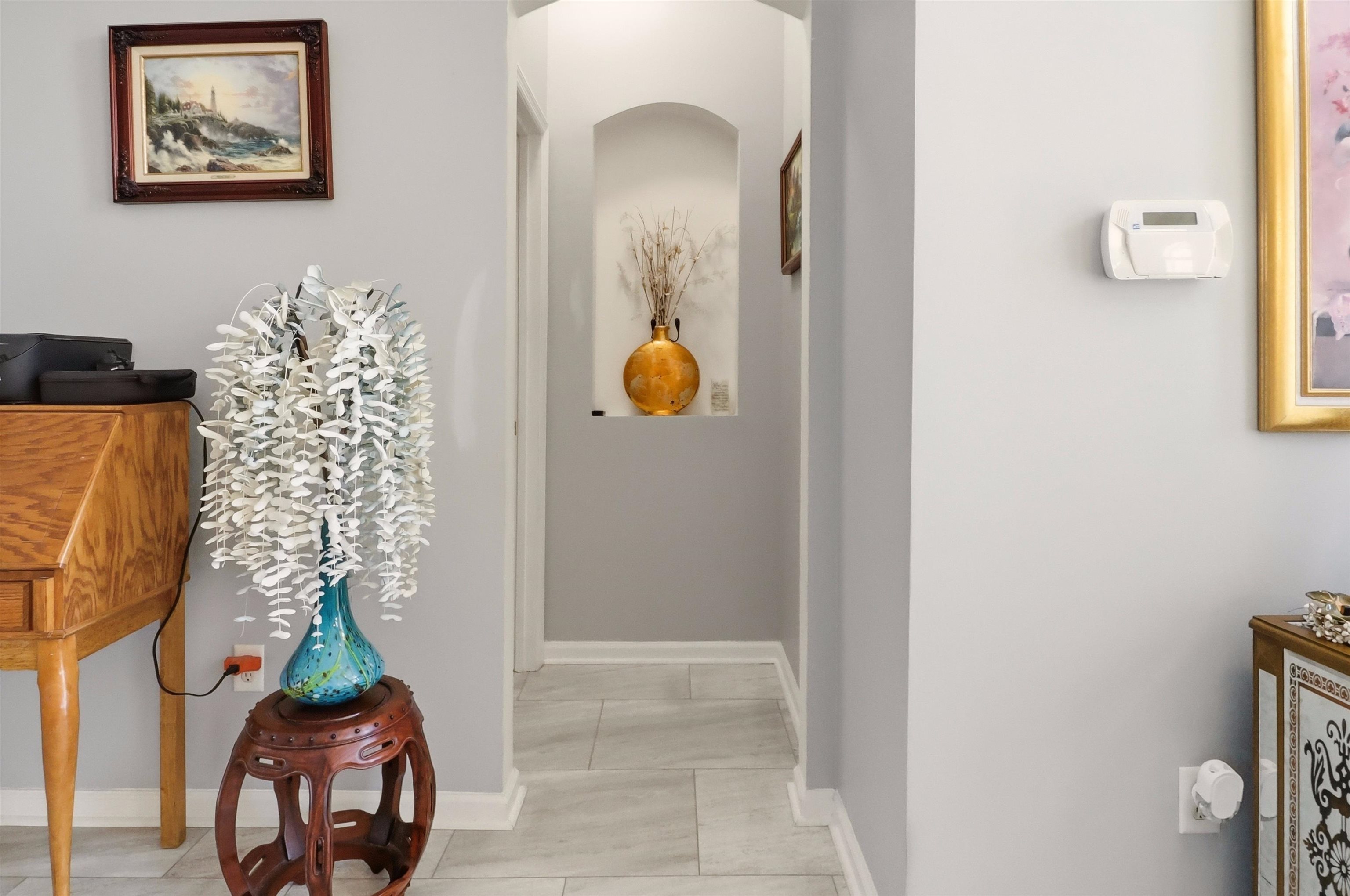 Image 22 of 44 For 273 Whisper Ridge Dr