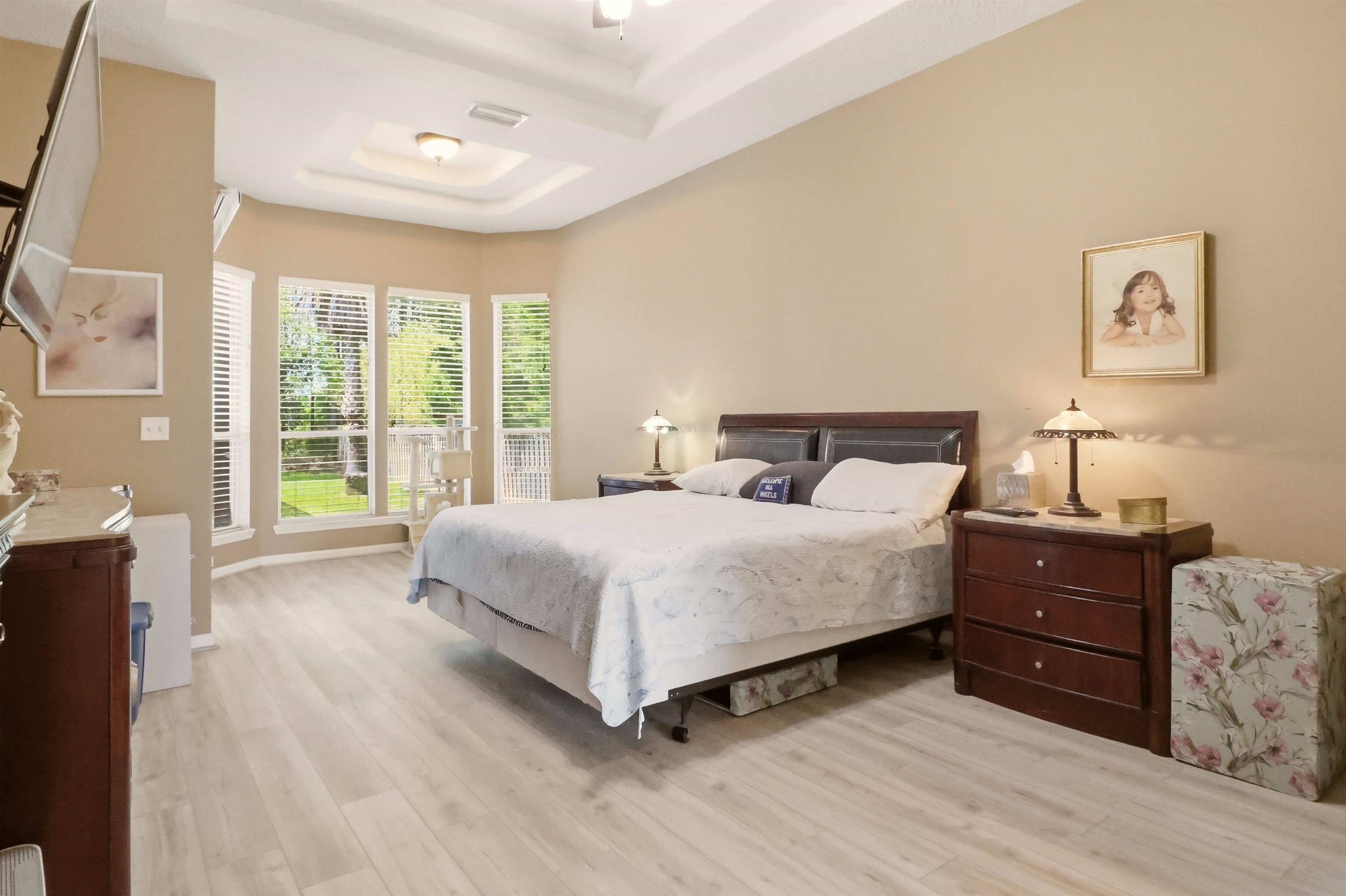 Image 23 of 44 For 273 Whisper Ridge Dr