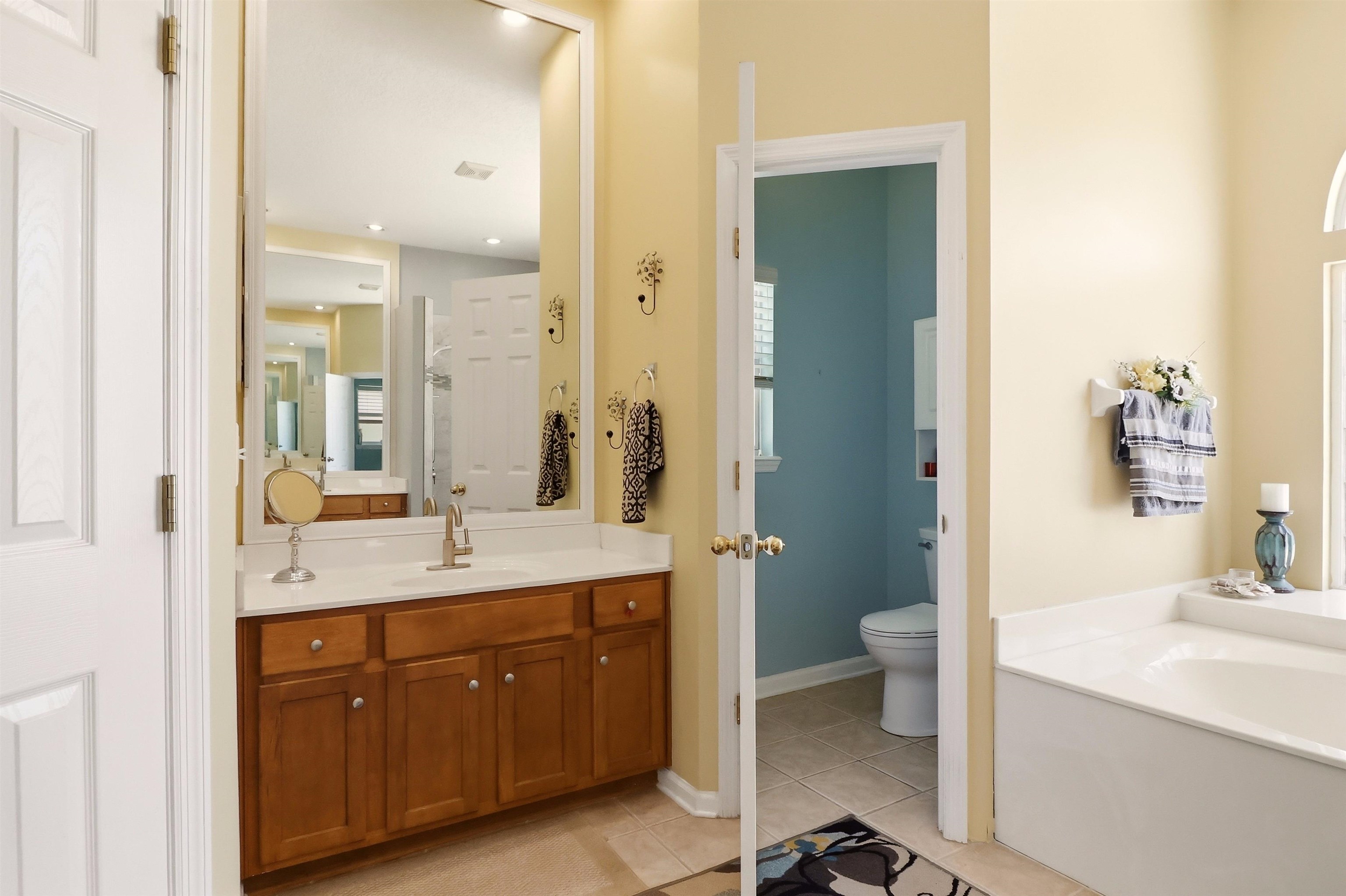 Image 29 of 44 For 273 Whisper Ridge Dr