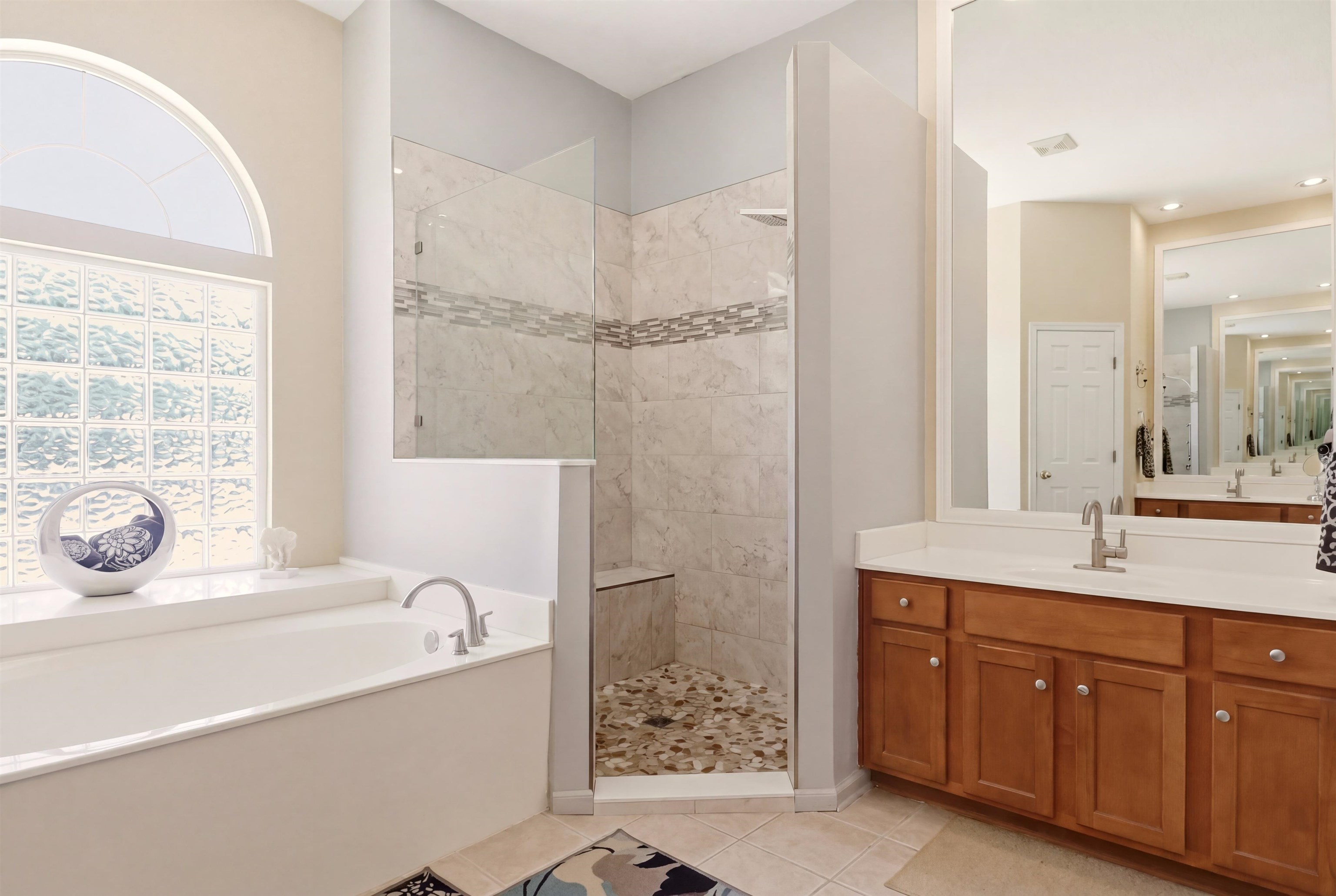 Image 31 of 44 For 273 Whisper Ridge Dr