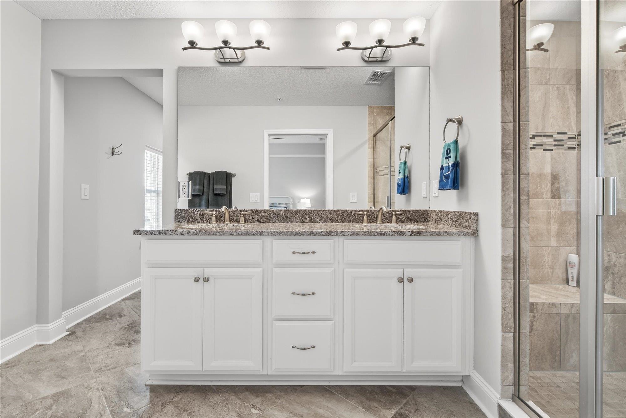 Image 23 of 55 For 177 Grand Ravine Dr