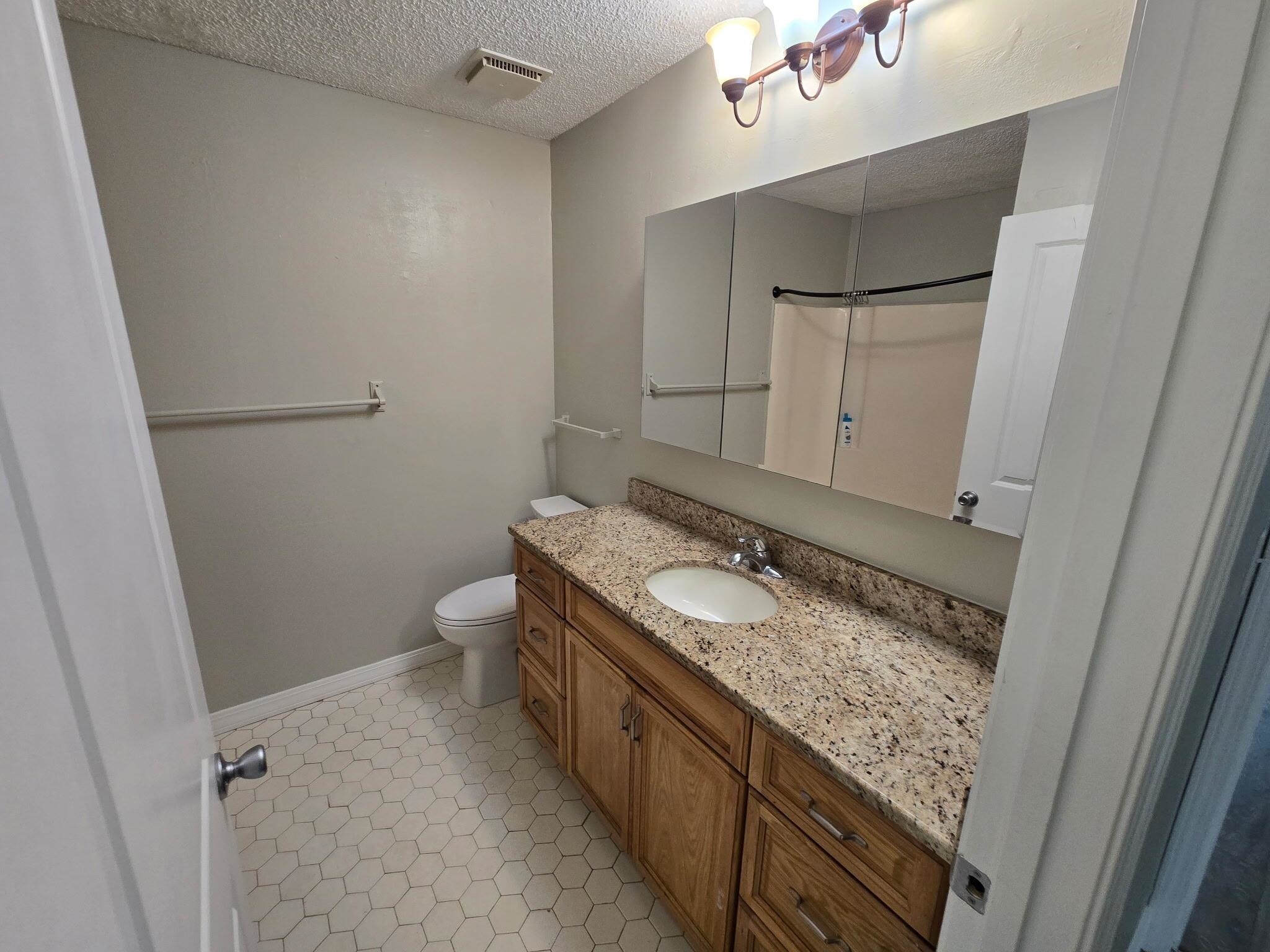 Image 13 of 19 For 125 Rio Del Mar St  B