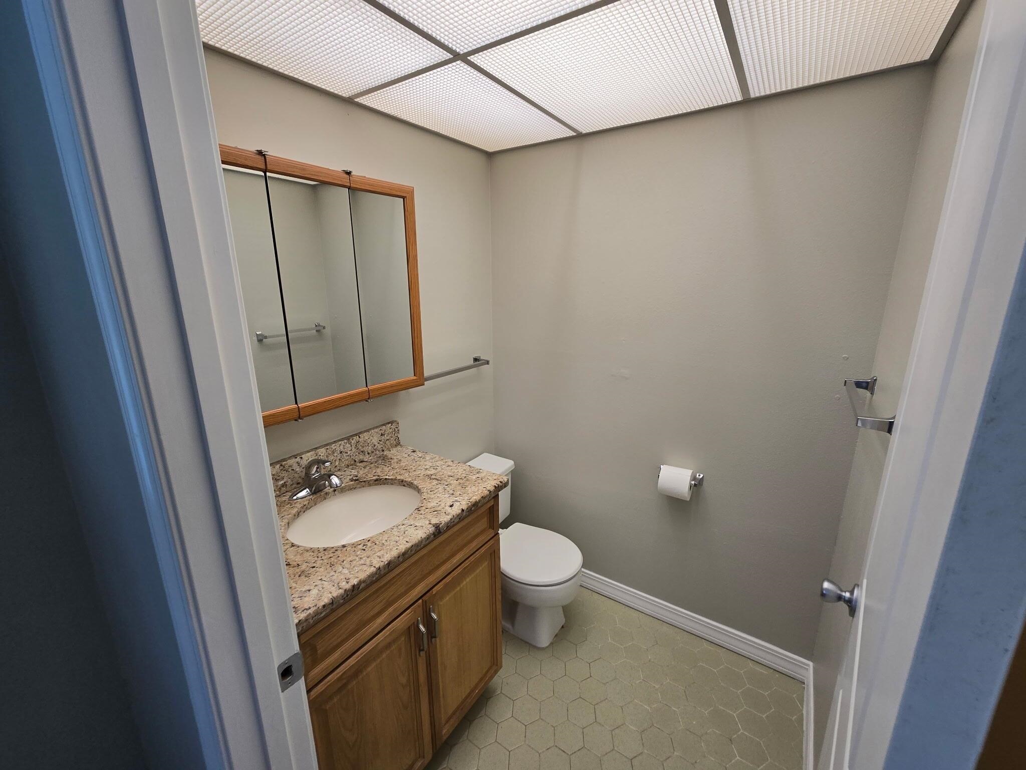 Image 16 of 19 For 125 Rio Del Mar St  B