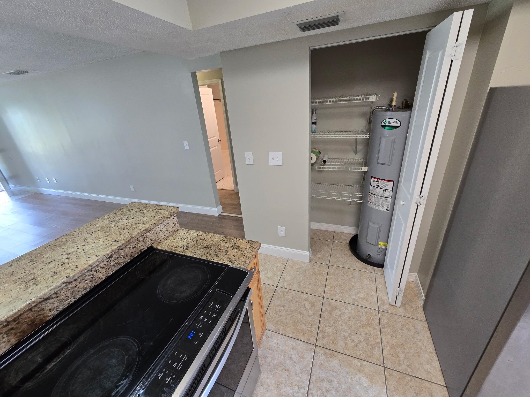 Image 8 of 19 For 125 Rio Del Mar St  B