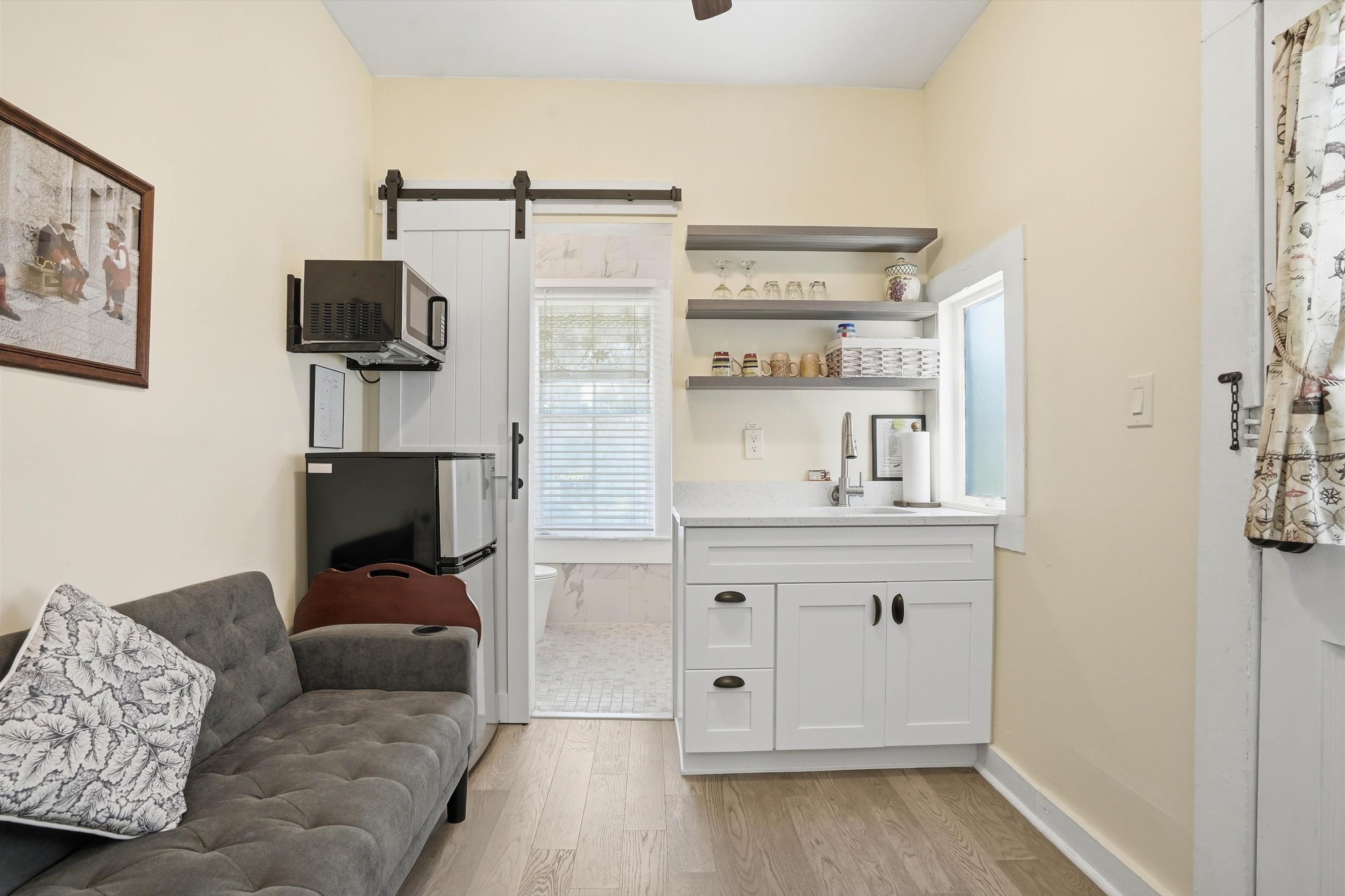 Image 16 of 42 For 53 Sanford St