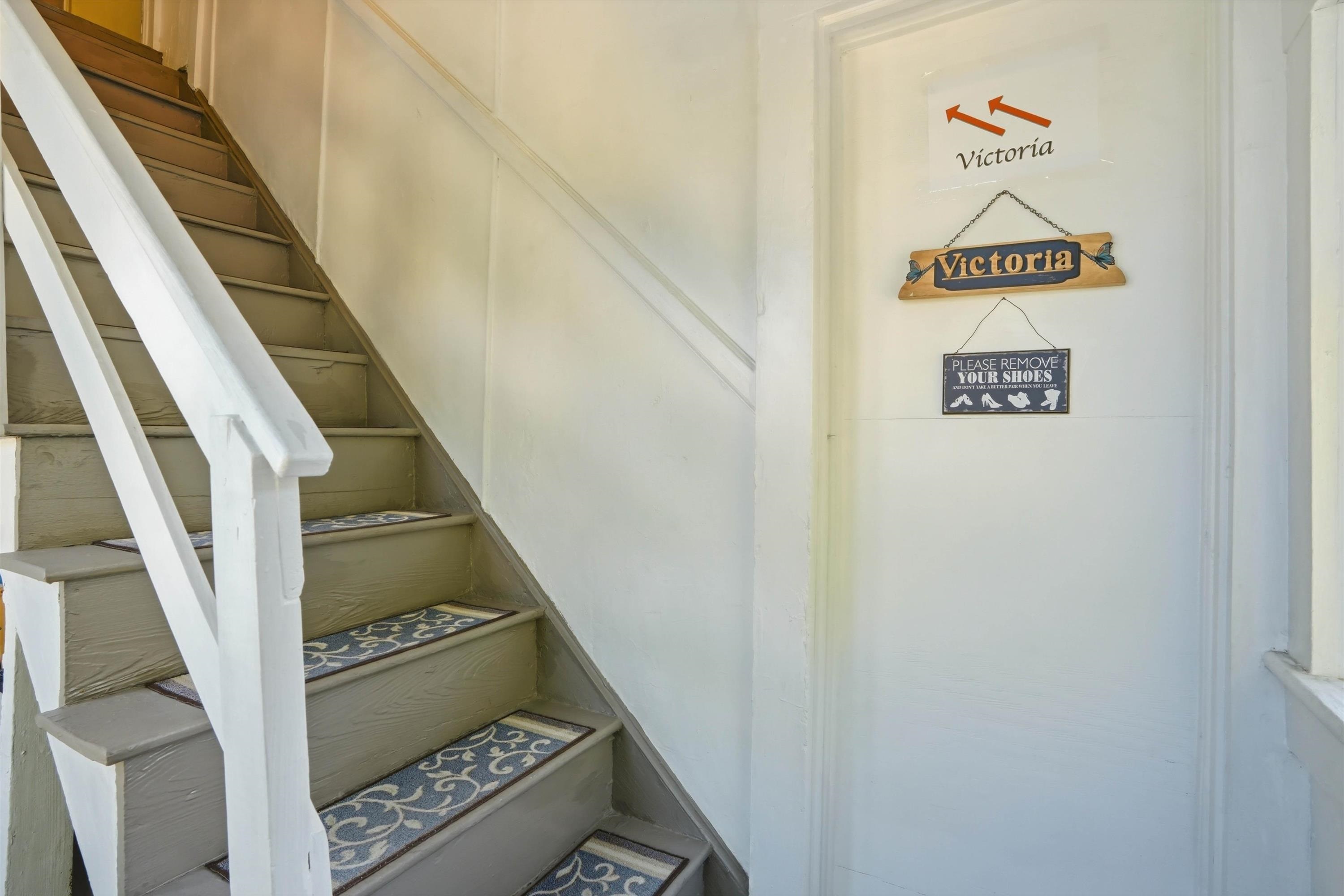 Image 35 of 42 For 53 Sanford St