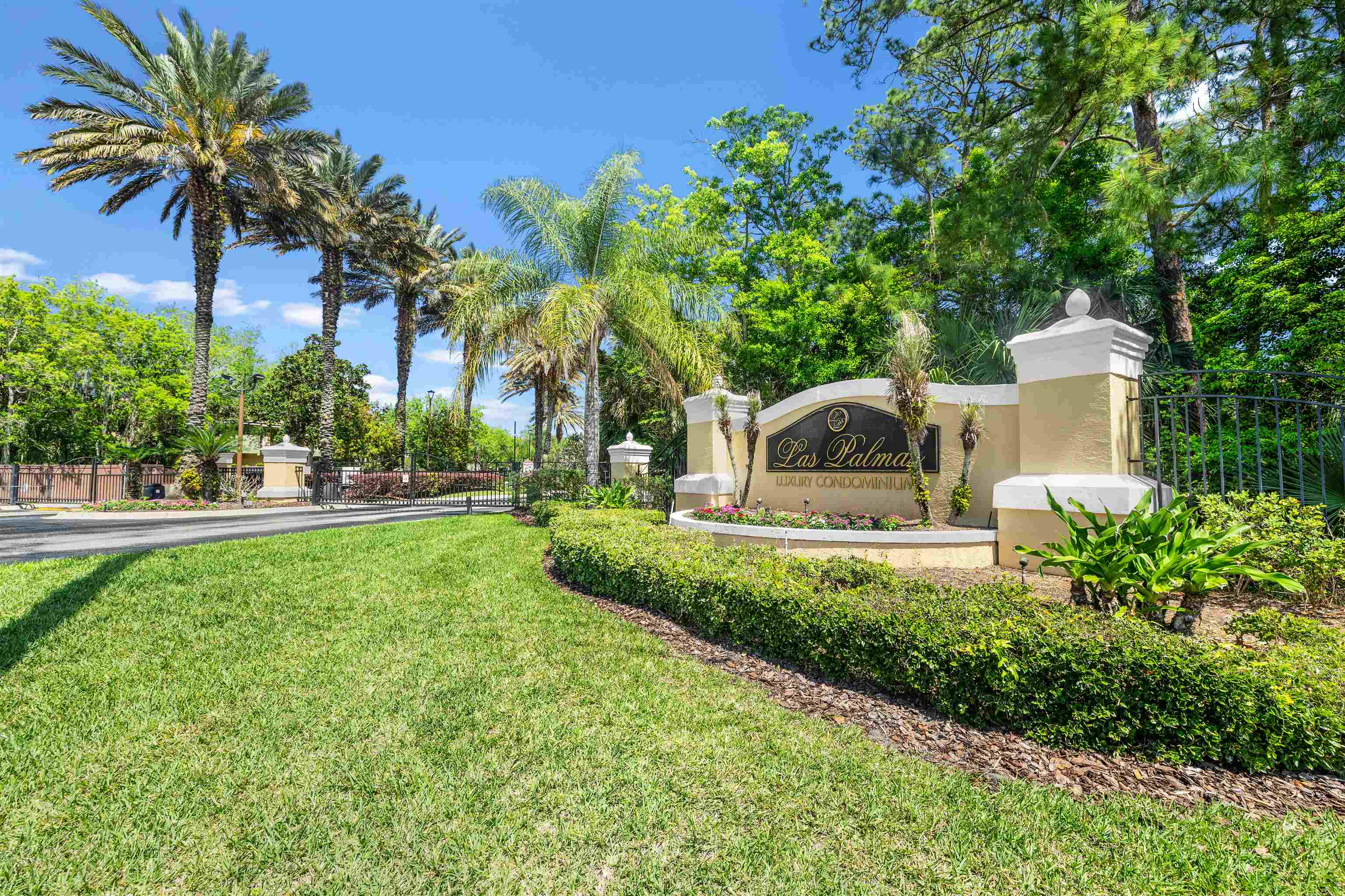 Image 25 of 31 For 2005 Mariposa Vista Ln  107