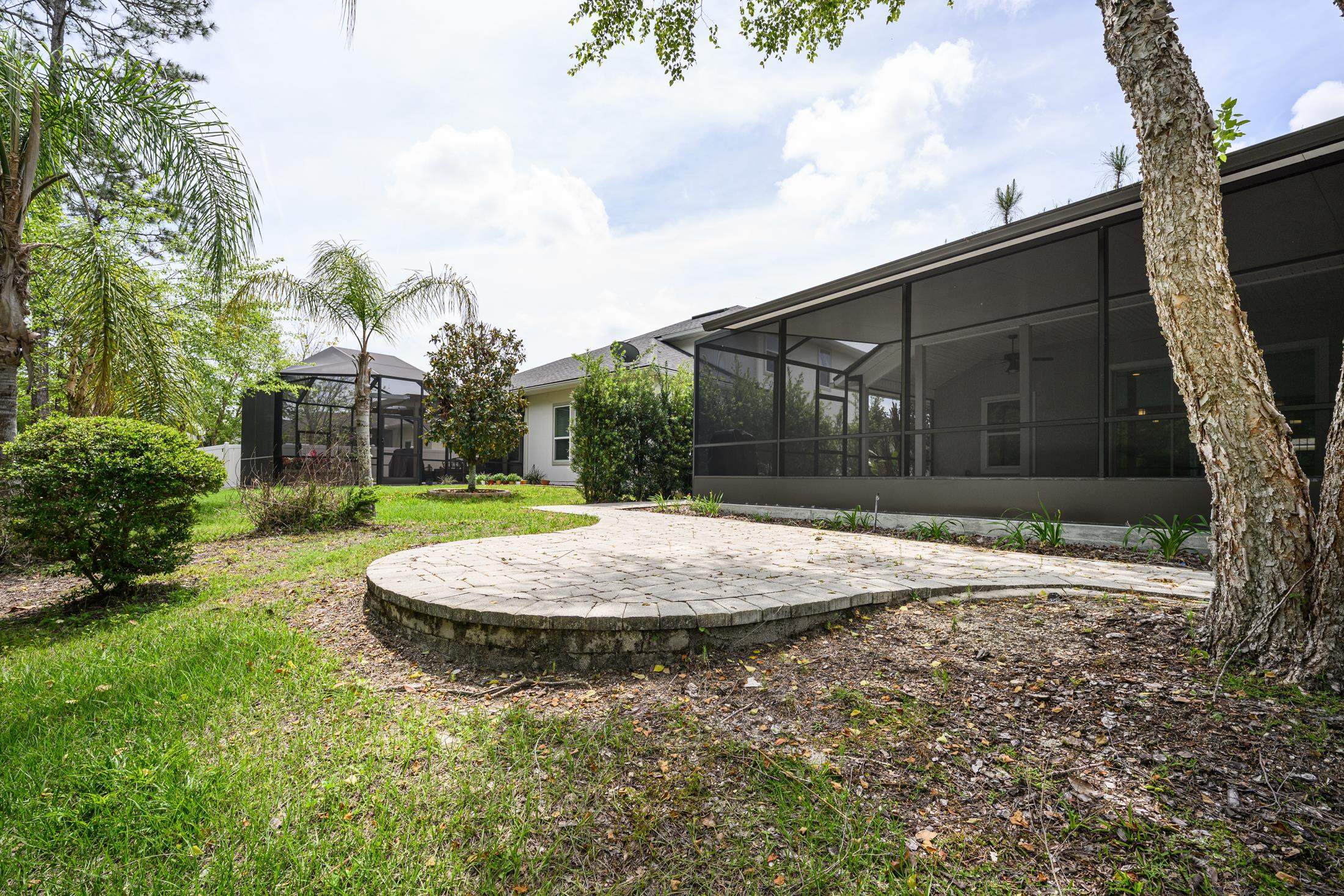 Image 14 of 77 For 772 Pullman Cir