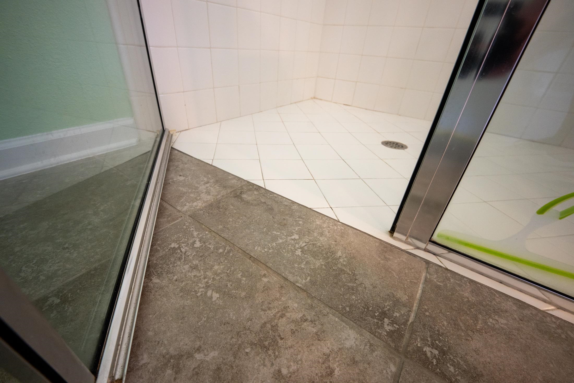 Image 66 of 77 For 772 Pullman Cir