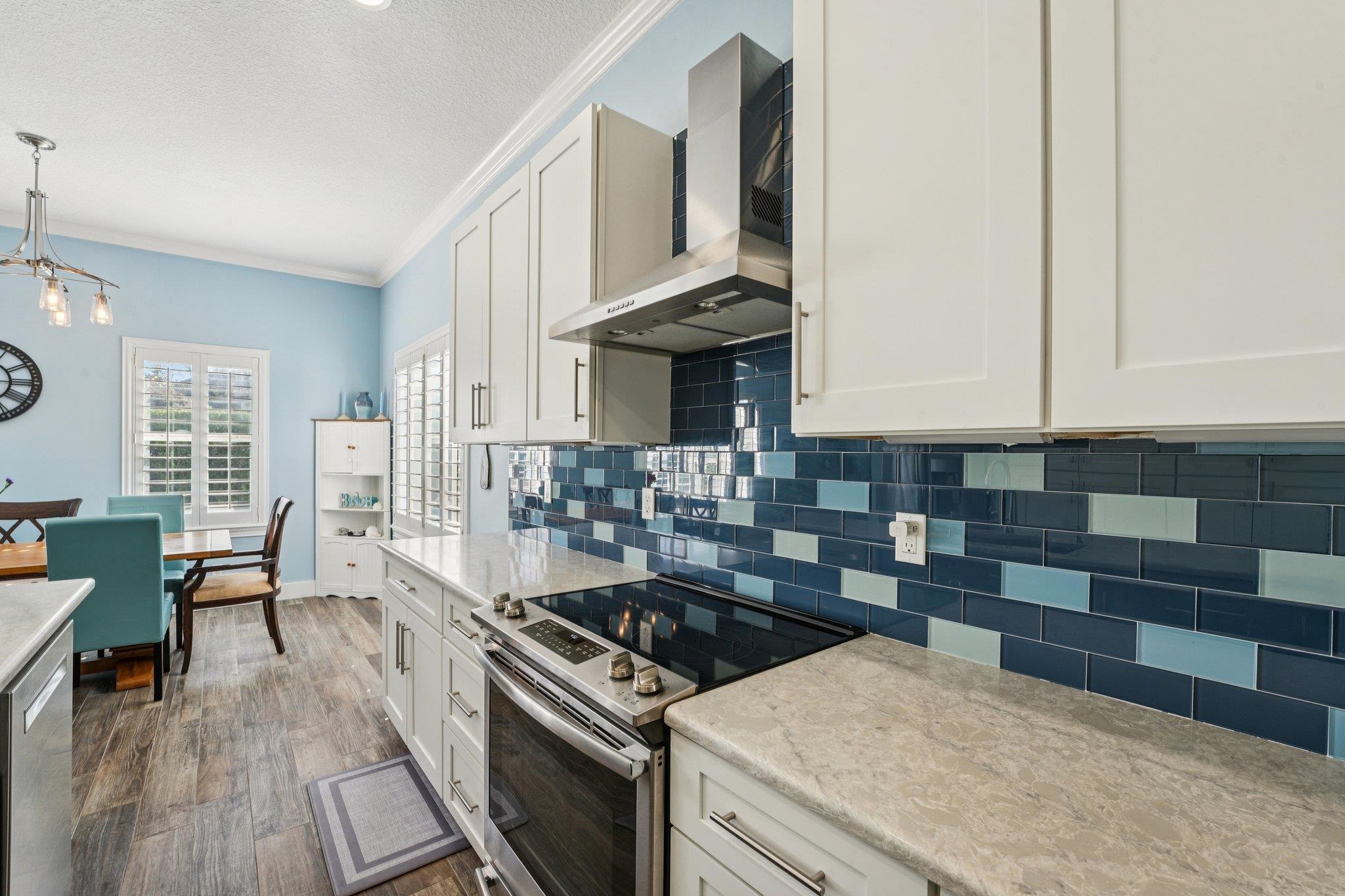 Image 12 of 60 For 4325 Palmetto St