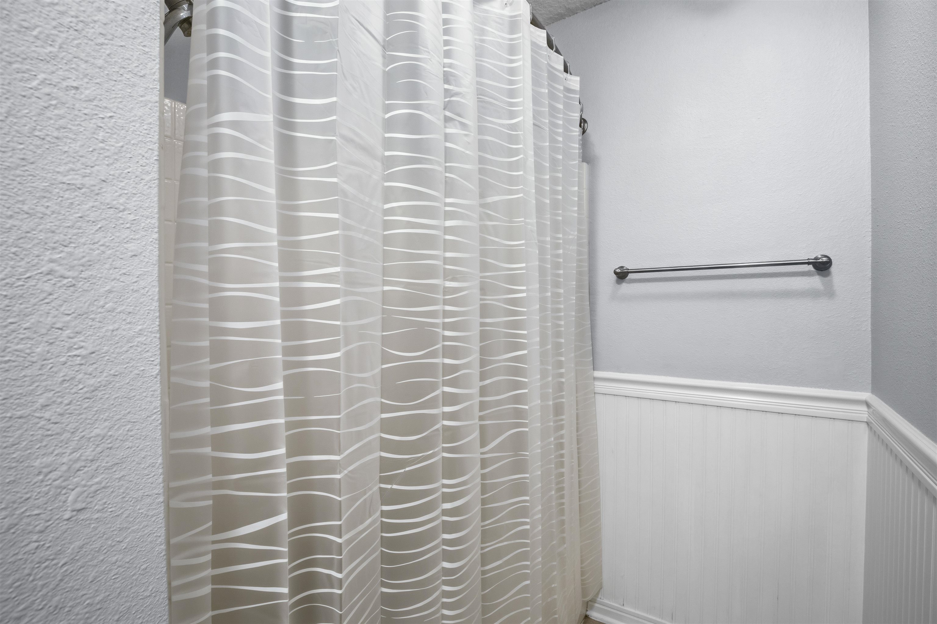 Image 31 of 62 For 3020 Atherley Rd