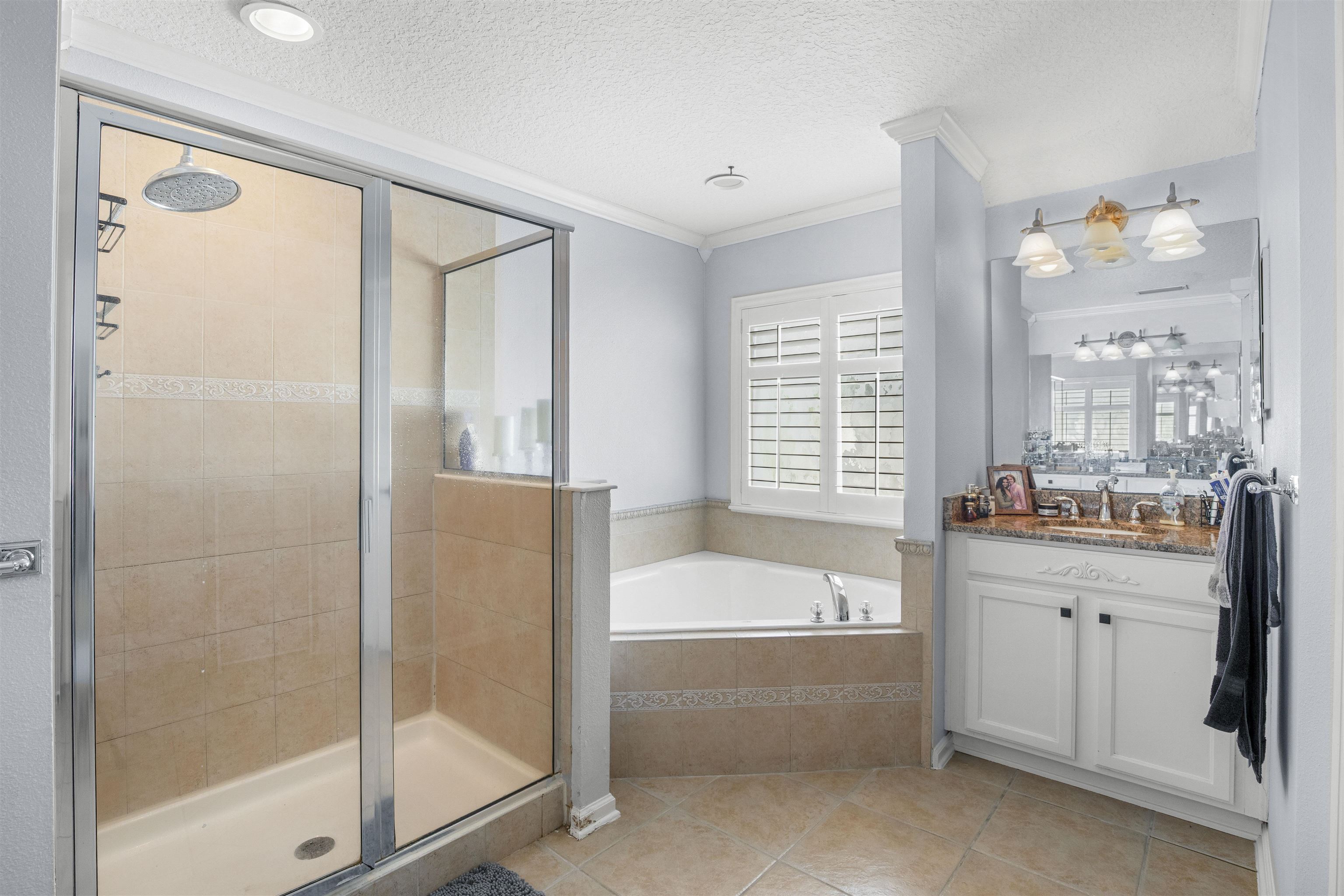 Image 42 of 62 For 3020 Atherley Rd