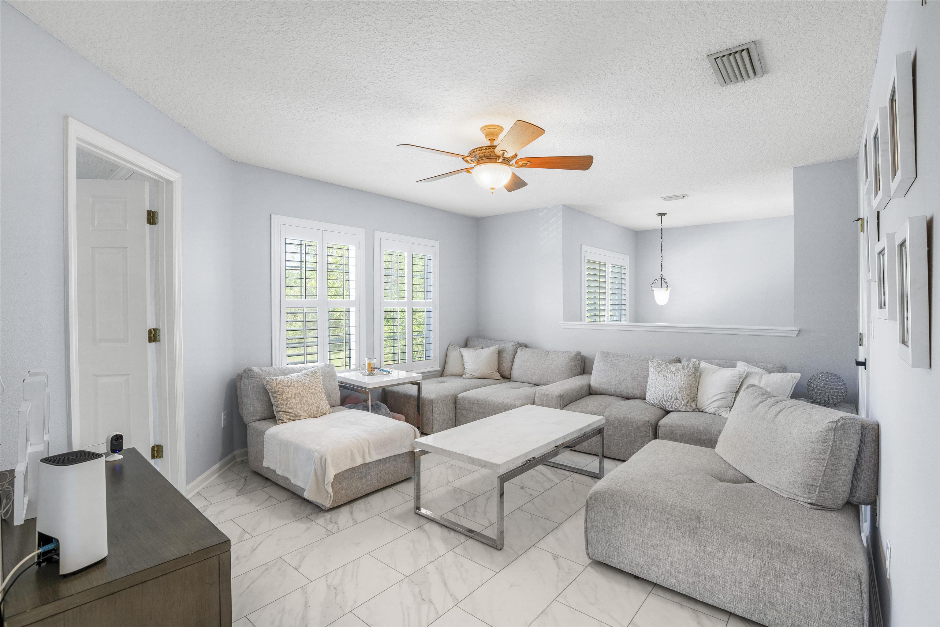 Image 7 of 62 For 3020 Atherley Rd