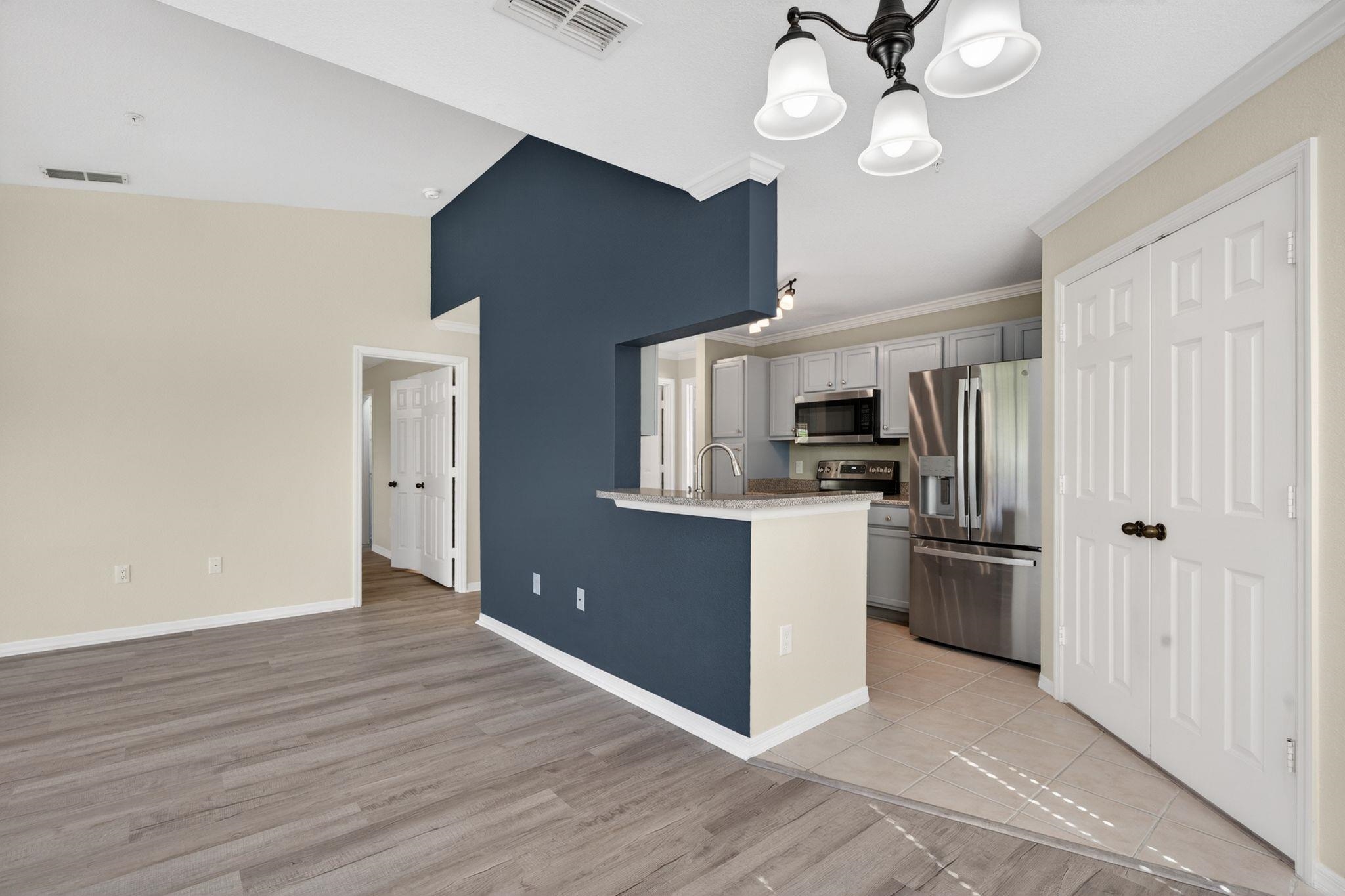 Image 13 of 78 For 7800 Point Meadows Dr  1338