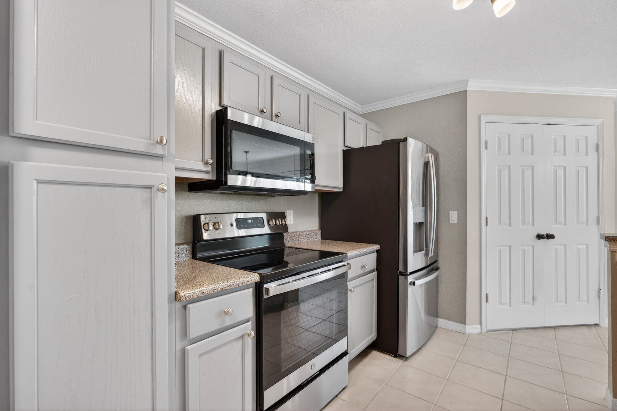 Image 17 of 78 For 7800 Point Meadows Dr  1338