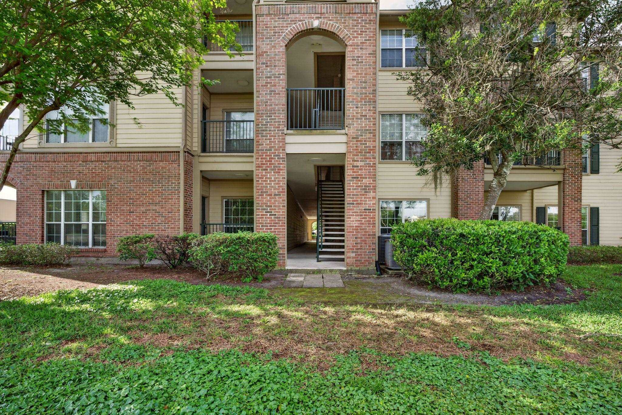 Image 2 of 78 For 7800 Point Meadows Dr  1338