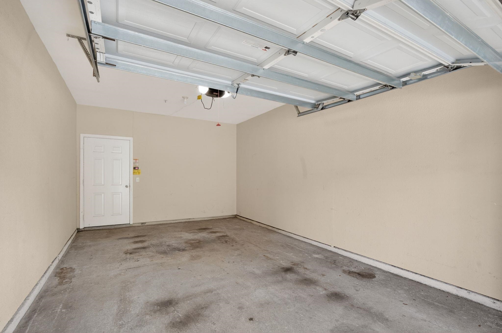 Image 36 of 78 For 7800 Point Meadows Dr  1338