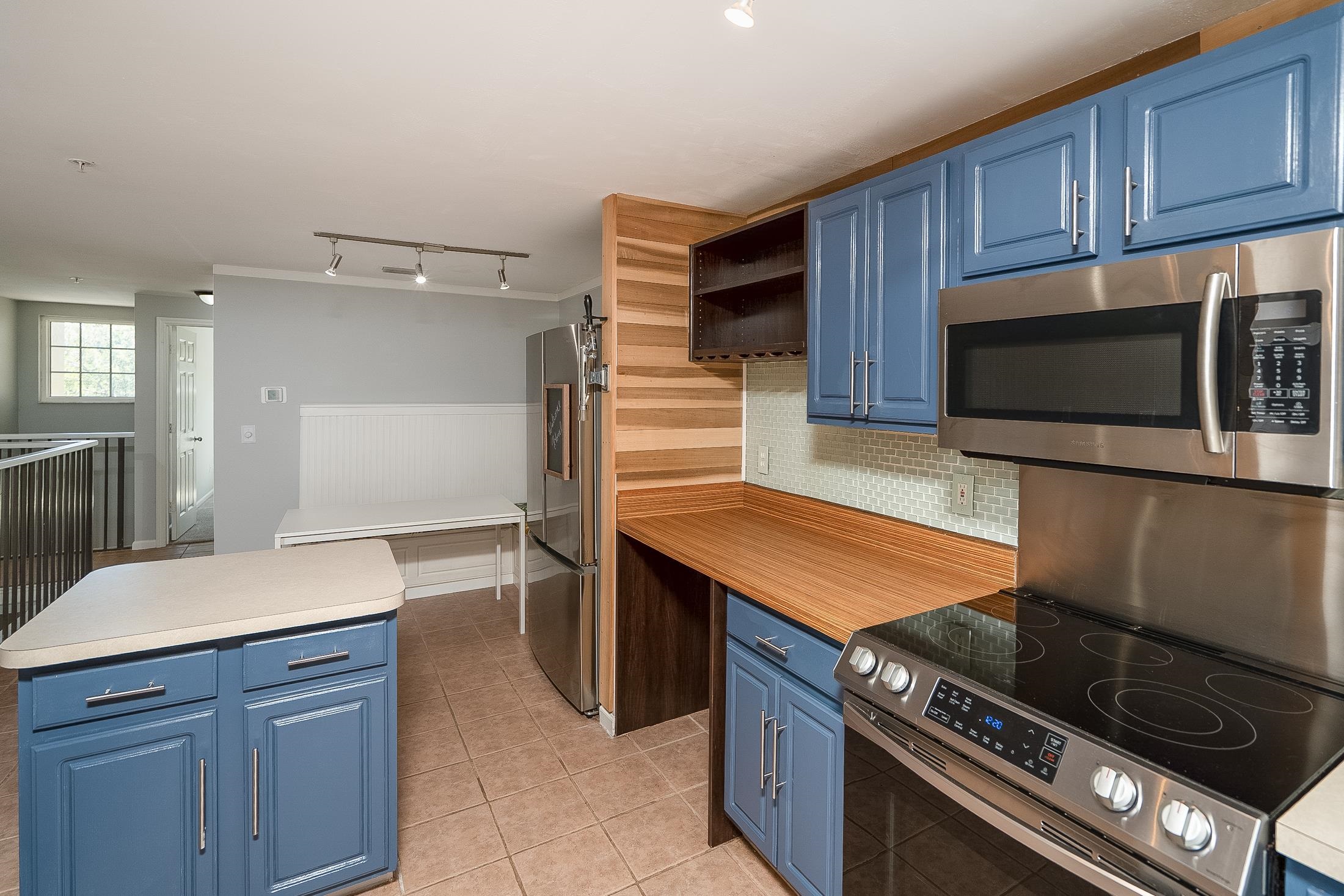 Image 14 of 58 For 1005 Bella Vista Blvd  133 W-atta