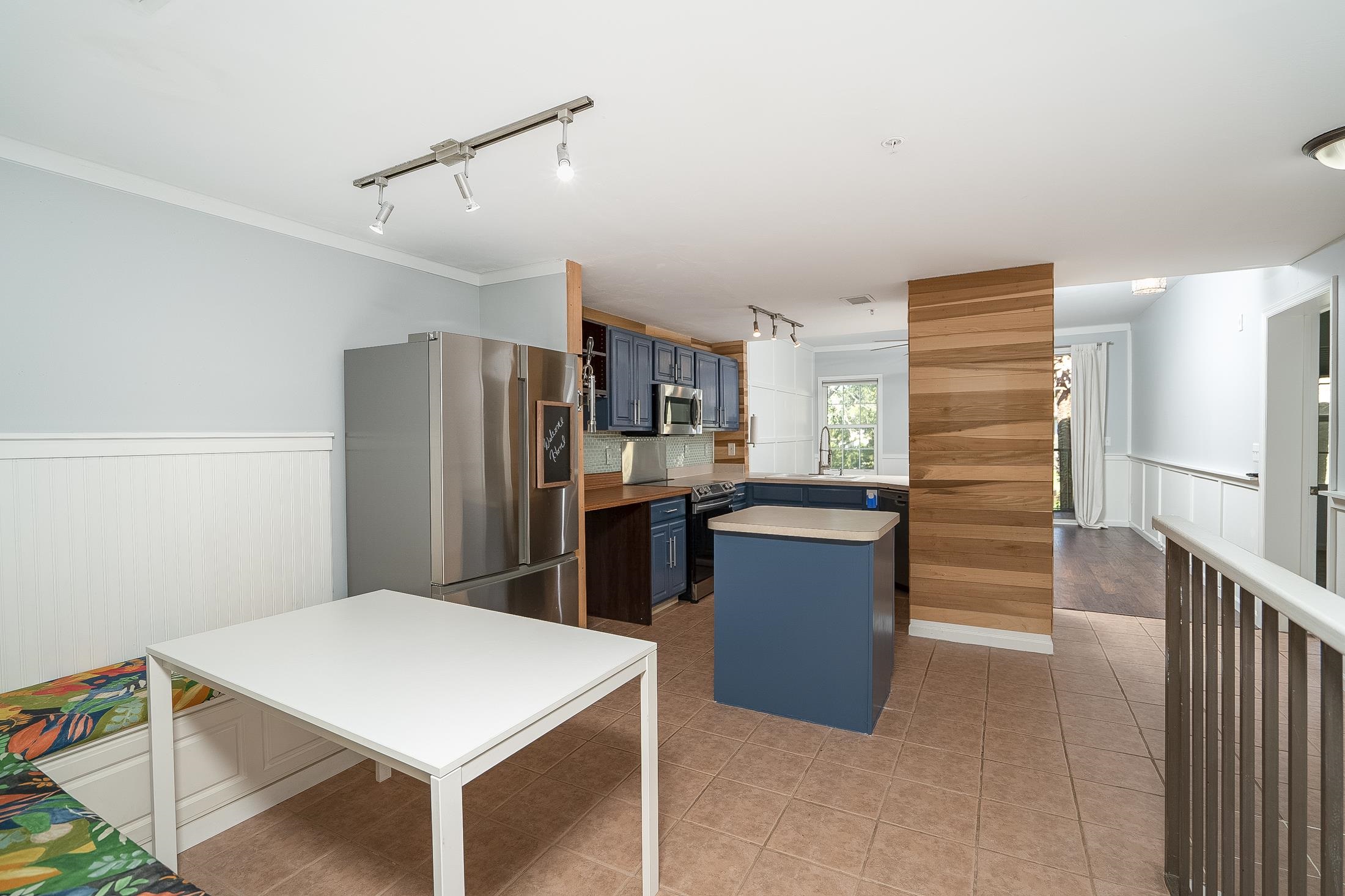 Image 9 of 58 For 1005 Bella Vista Blvd  133 W-atta